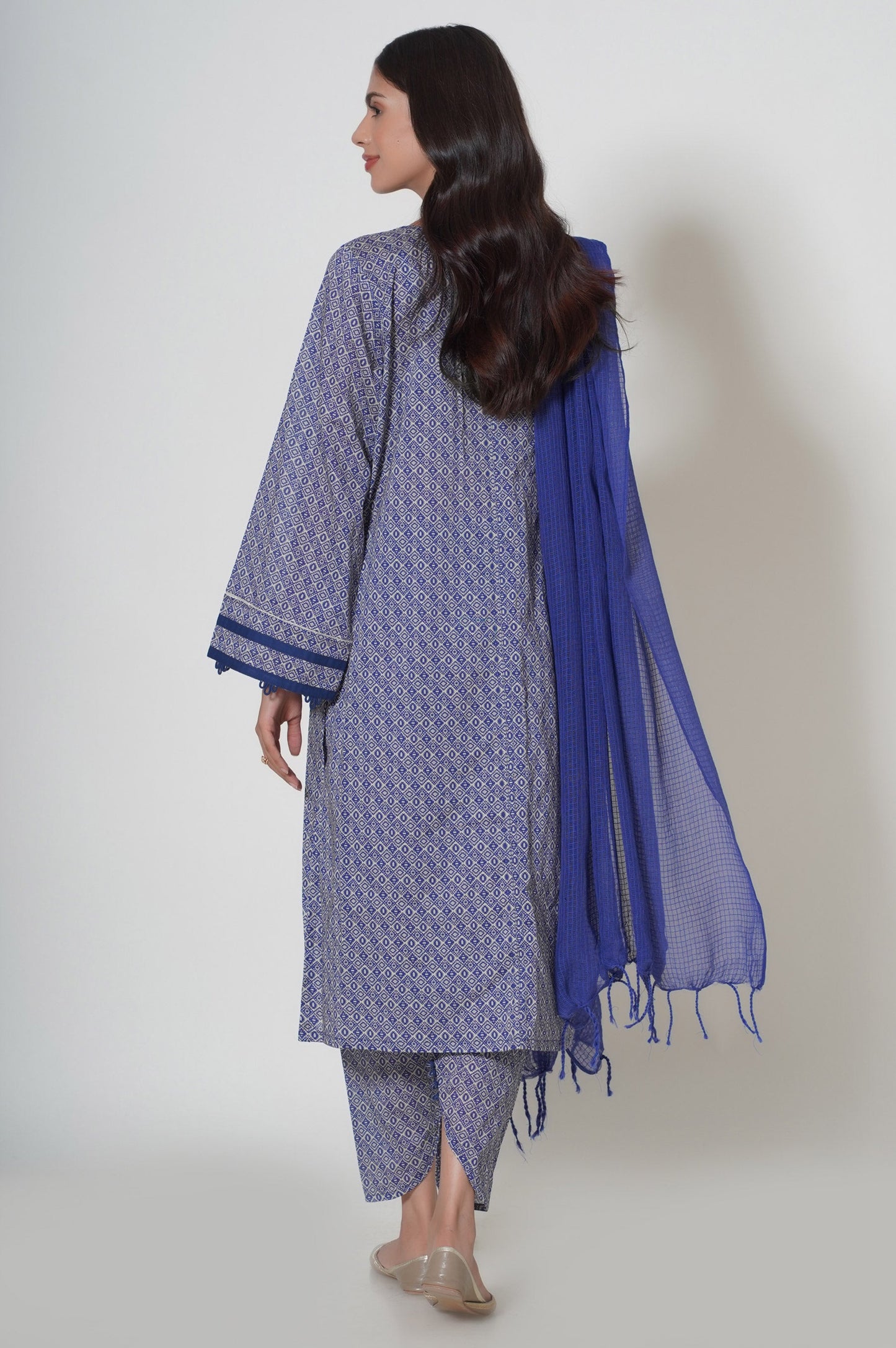 Unstitched 3 Piece Printed Cambric Suit