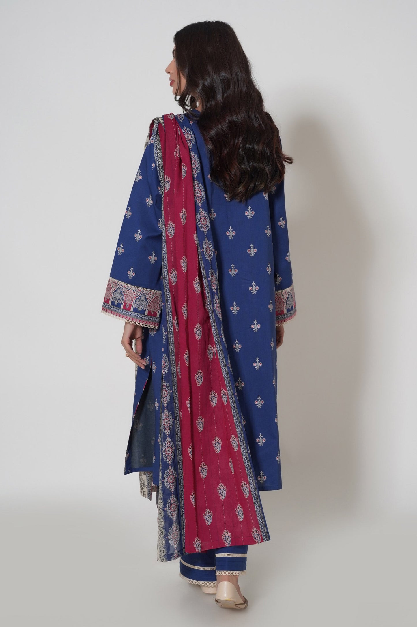 Unstitched 3 Piece Printed Cambric Suit