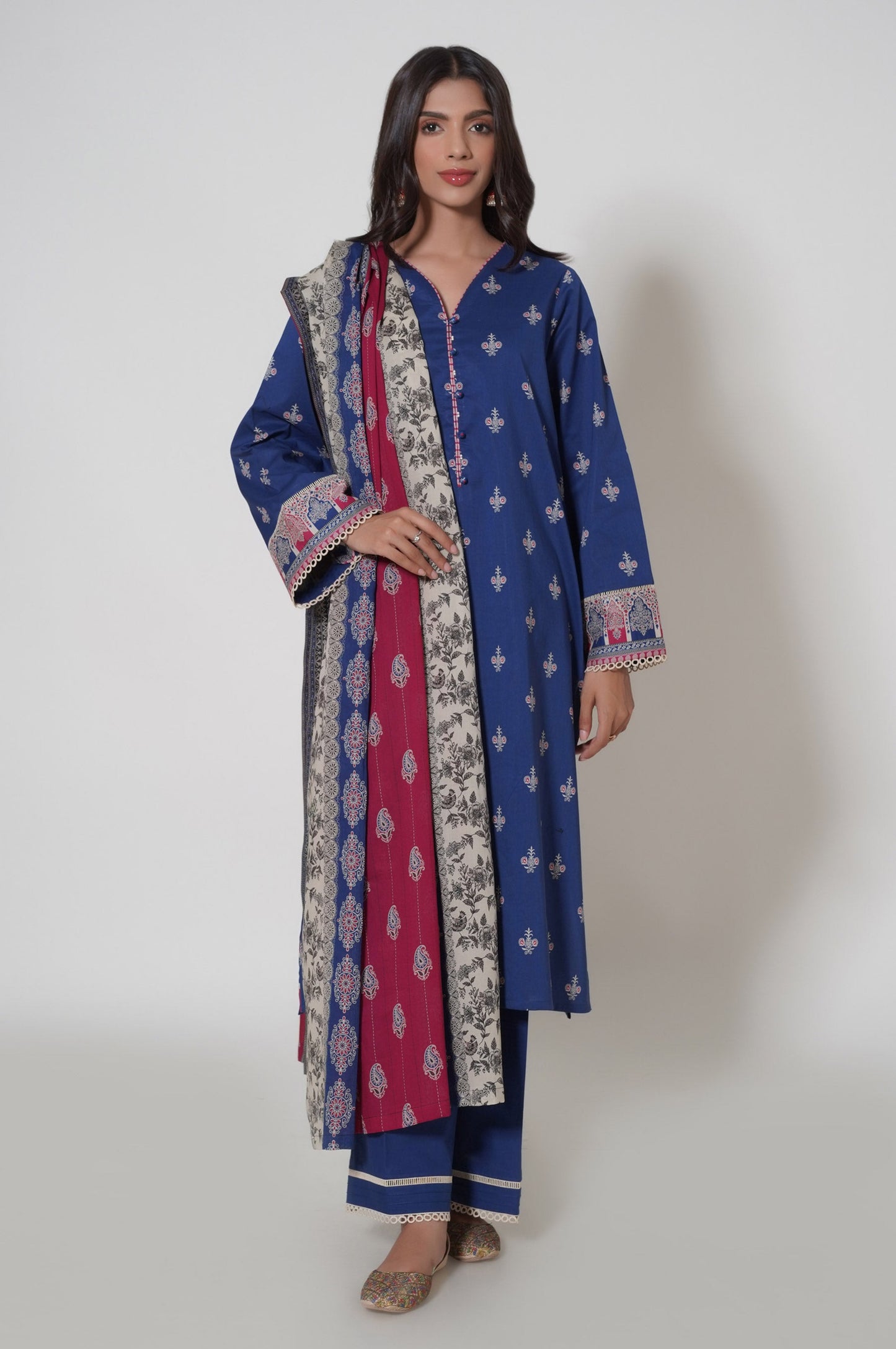 Unstitched 3 Piece Printed Cambric Suit