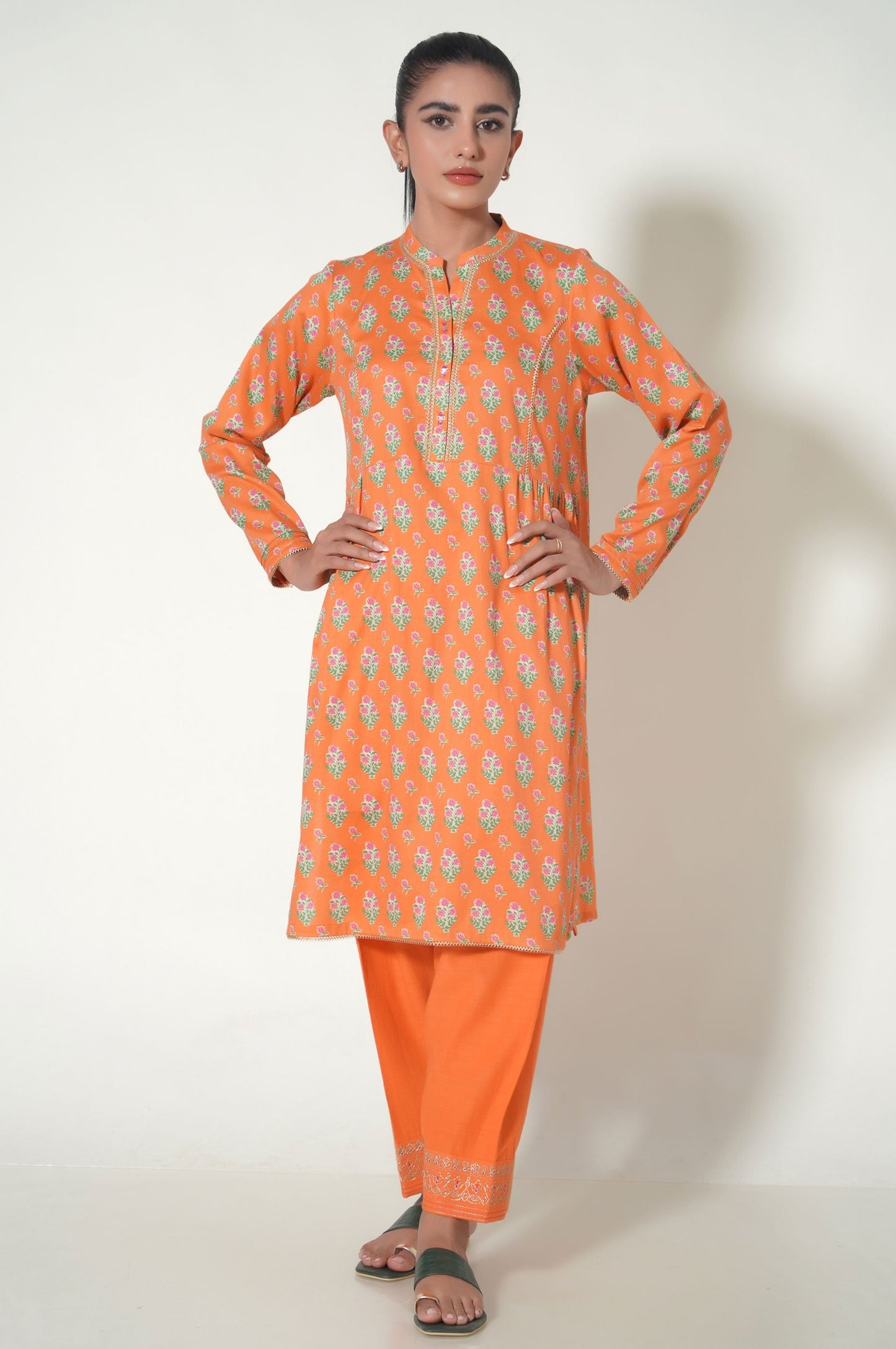 Unstitched 3 Piece Printed Cottle Suit