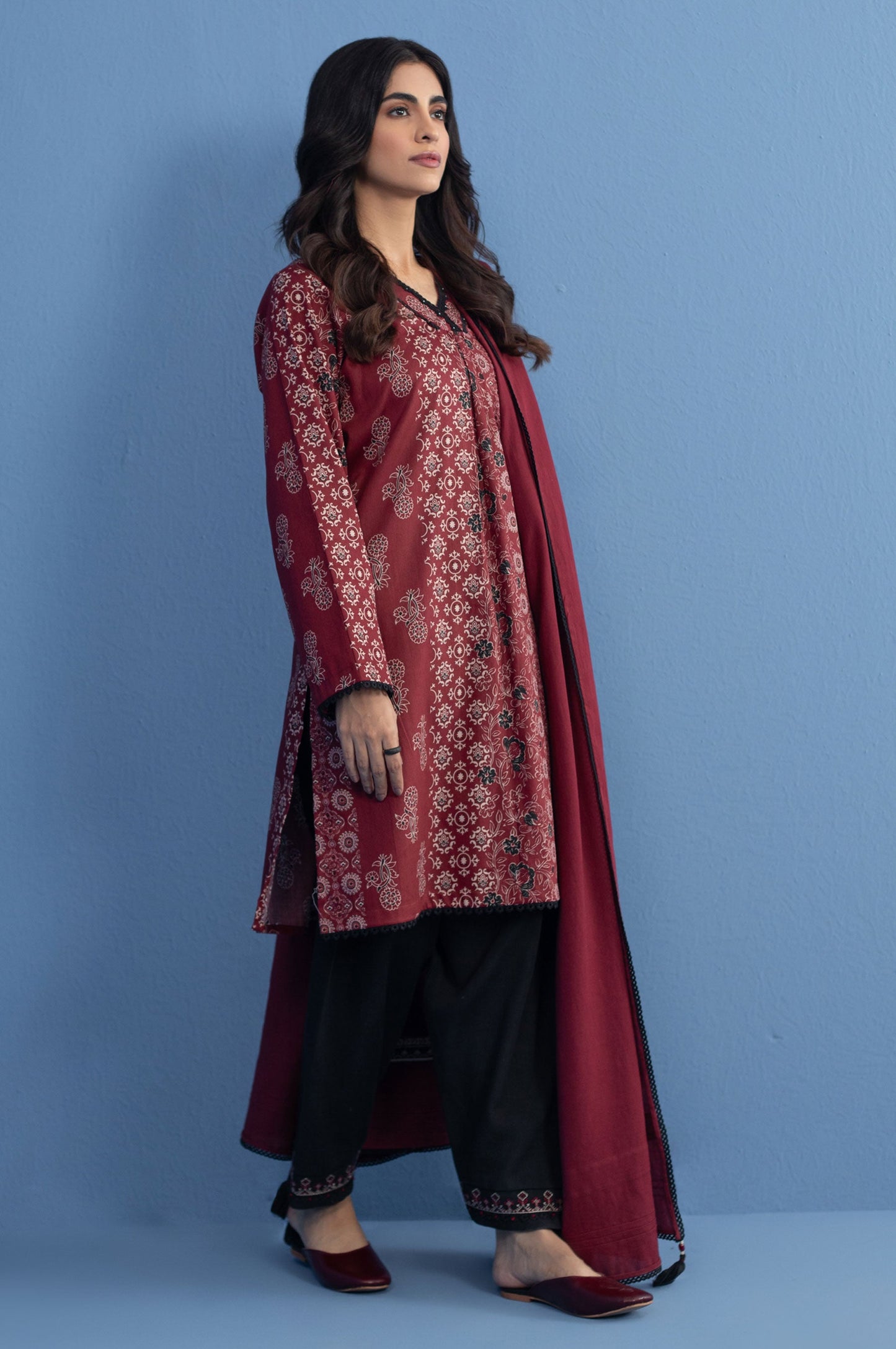 Unstitched 3 Piece Printed Cottel Suit