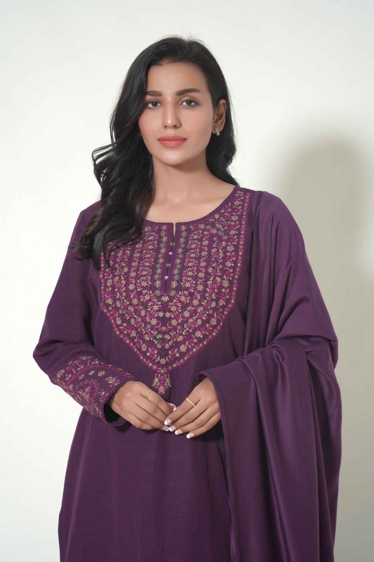 Unstitched 3 Piece Embroidered Khaddar Suit