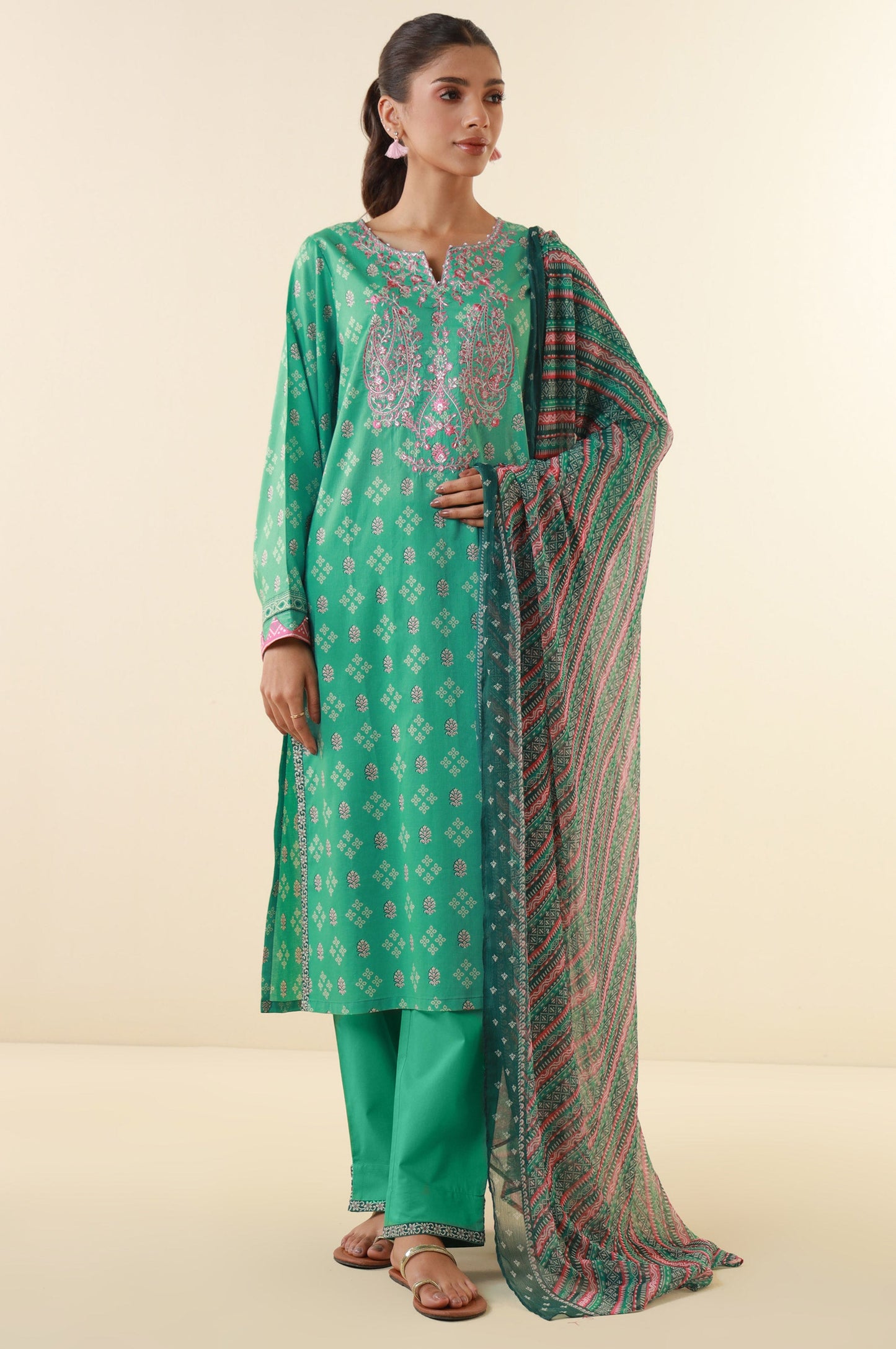 Unstitched 3 Piece Embroidered Lawn Suit