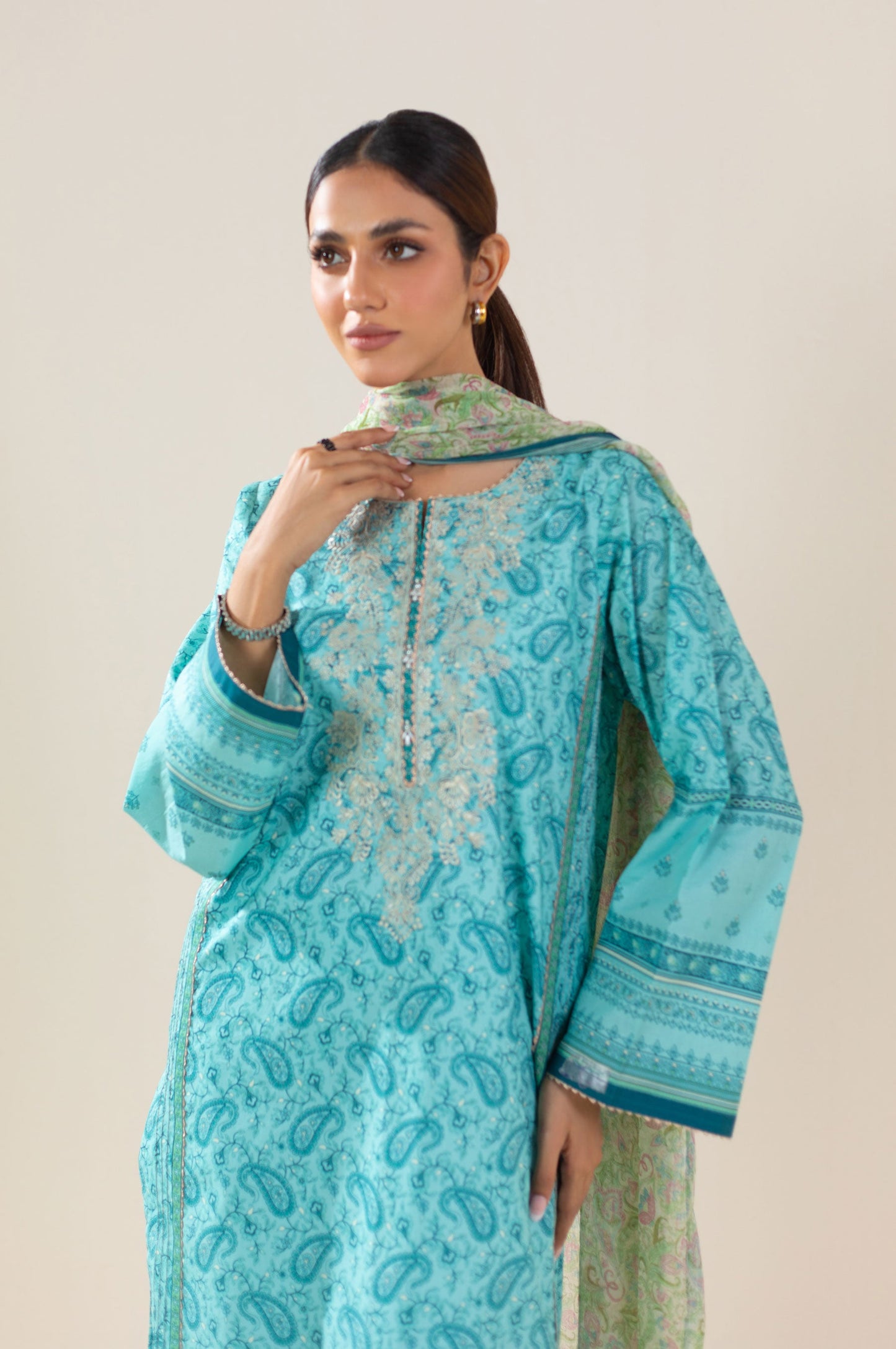 Unstitched 3 Piece Embroidered Lawn Suit
