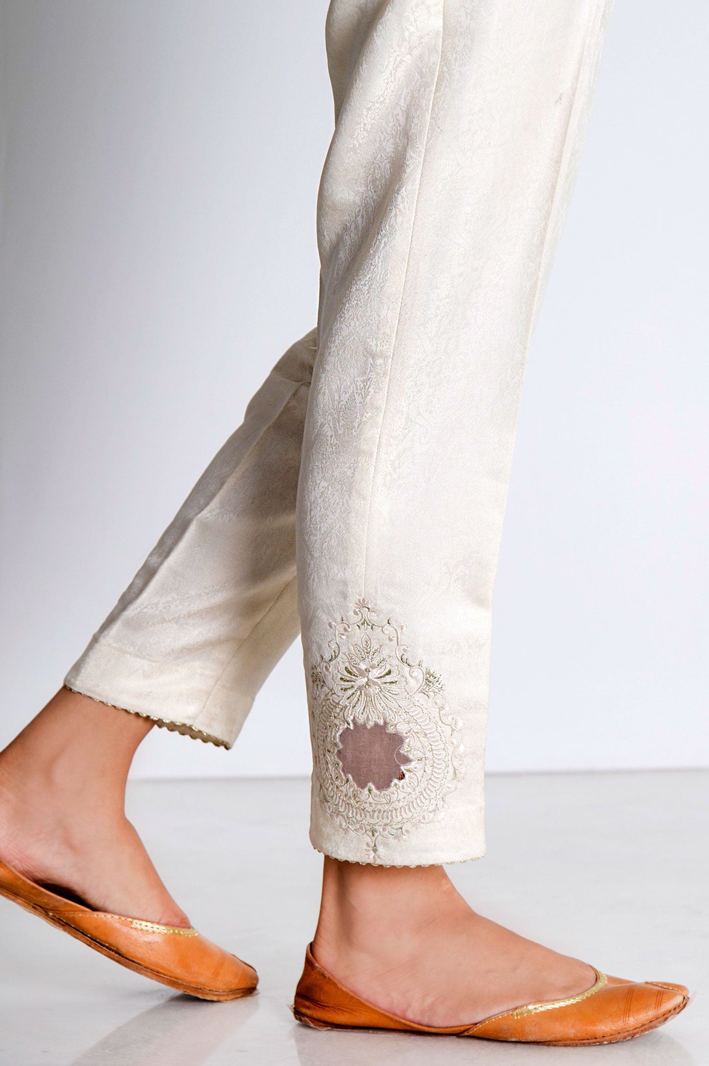 Embroidered Jamawar Pant -White