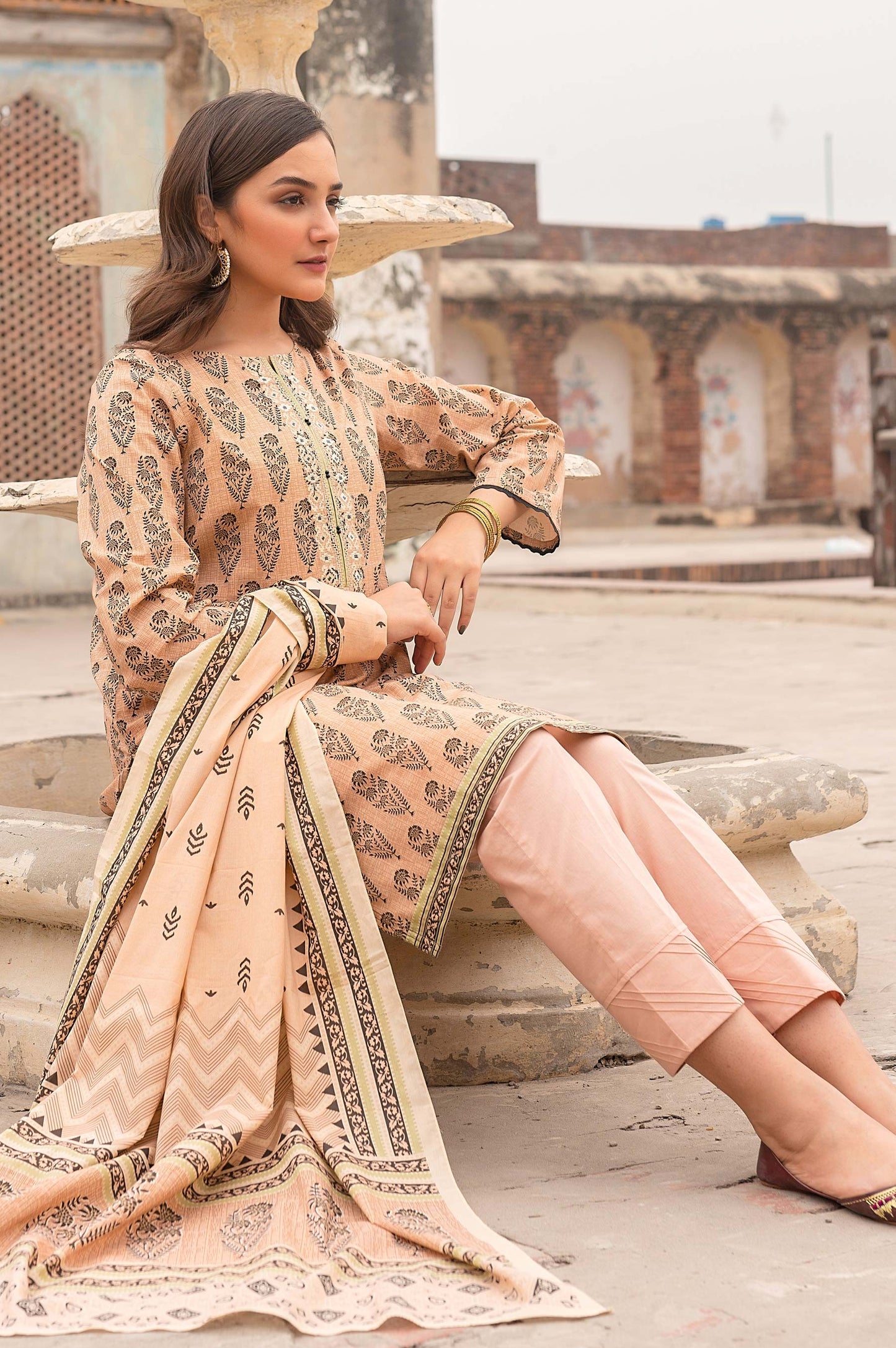 Stitched 3 Piece Printed Linen Viscose Suit