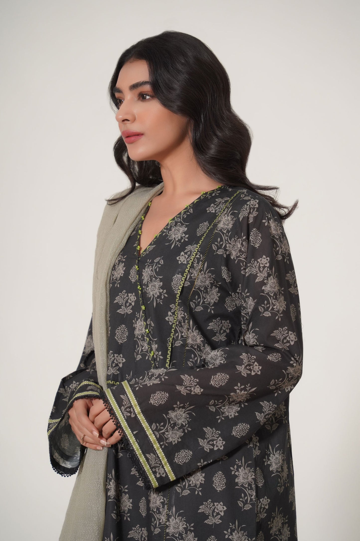 Stitched 2 Piece Printed Cambric Suit