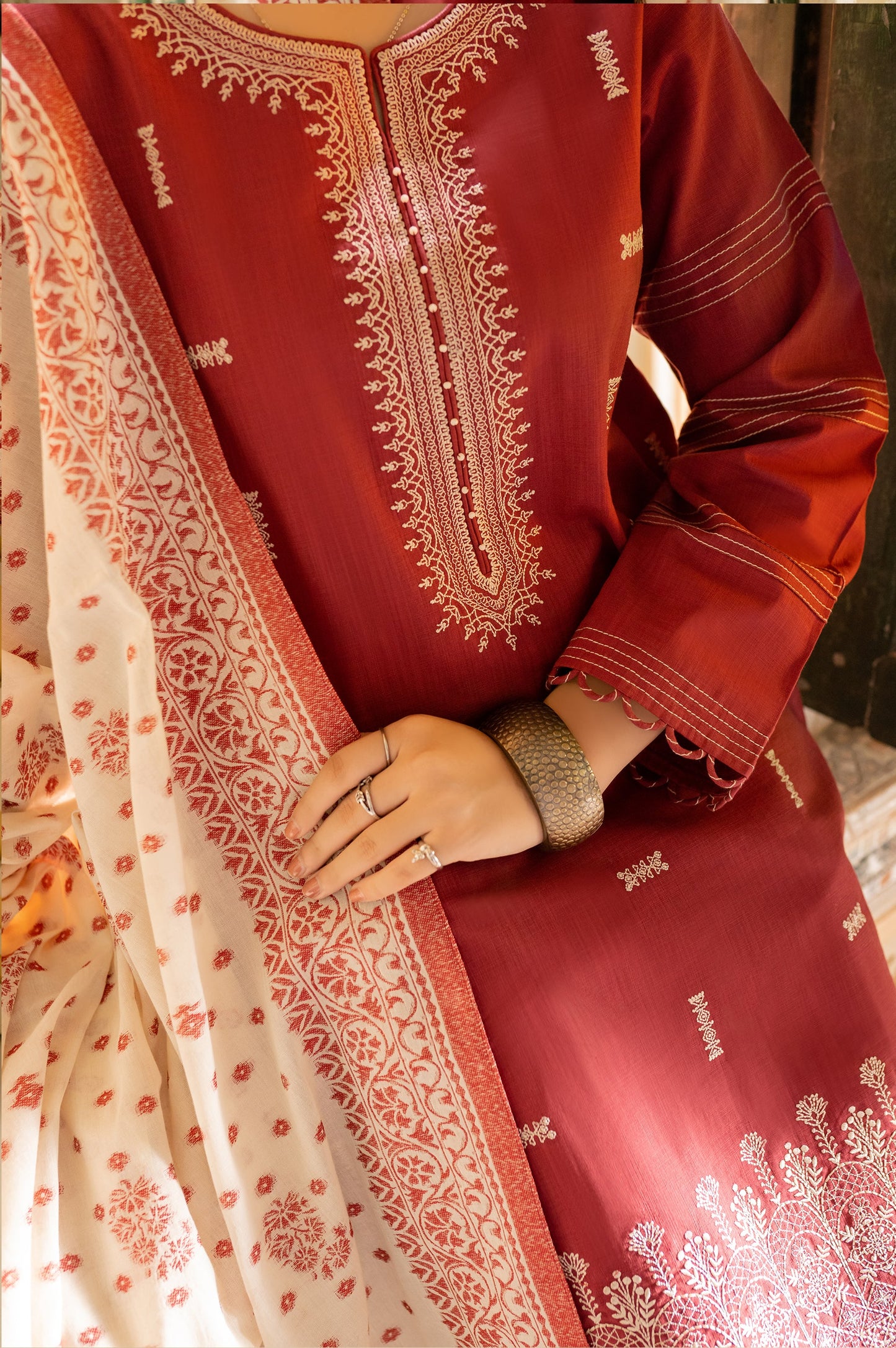 Stitched 3 Piece Embroidered Khaddar Suit