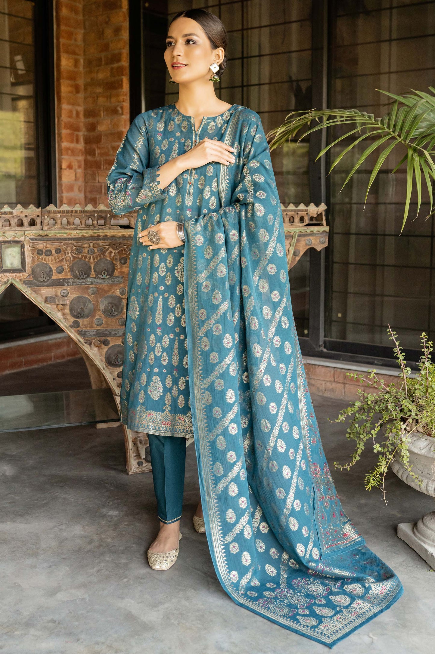 Stitched 3 Piece Jacquard Suit with Jacquard Dupatta