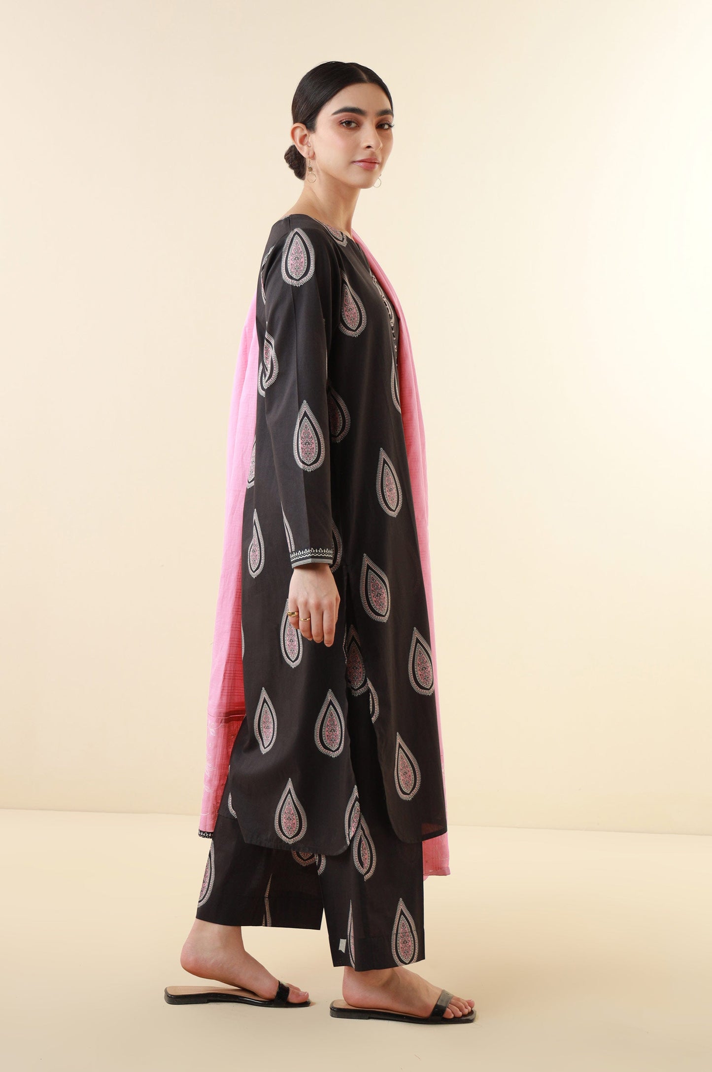 Stitched 3 Piece Printed Cambric Suit