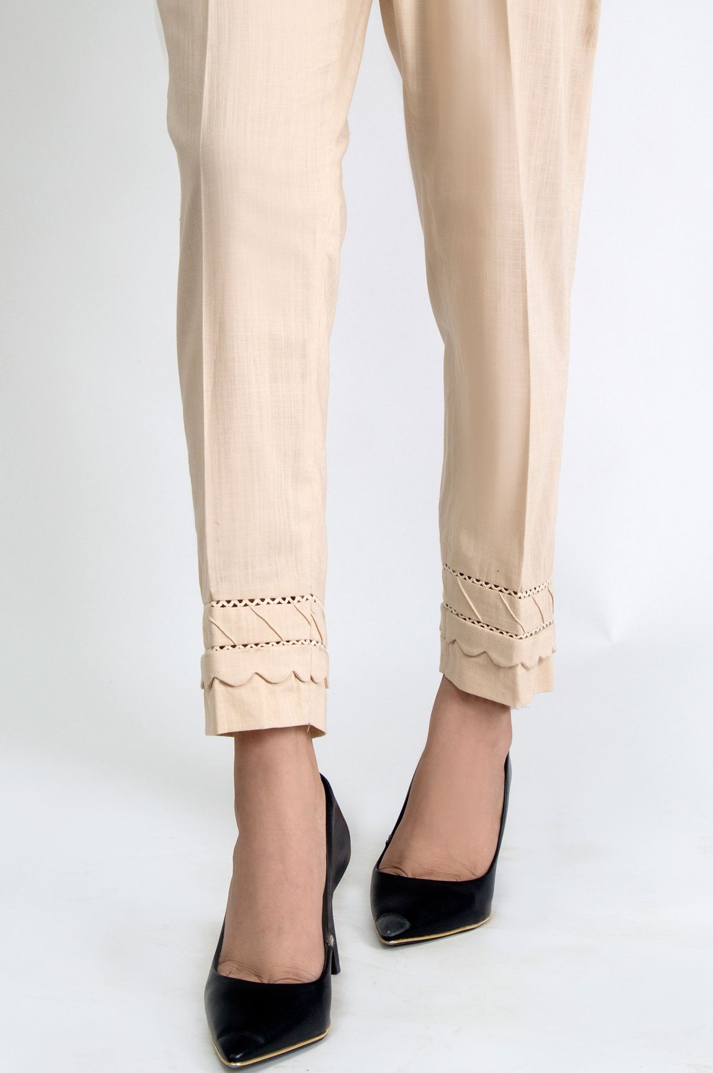 Embroidered Cotton Slub Pants - Beige