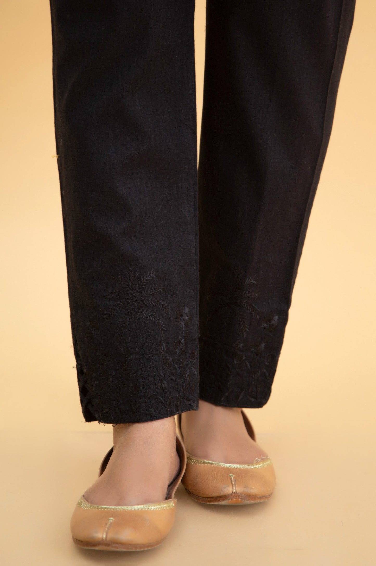 Embroidered Cotton Slub Cigarette Pants