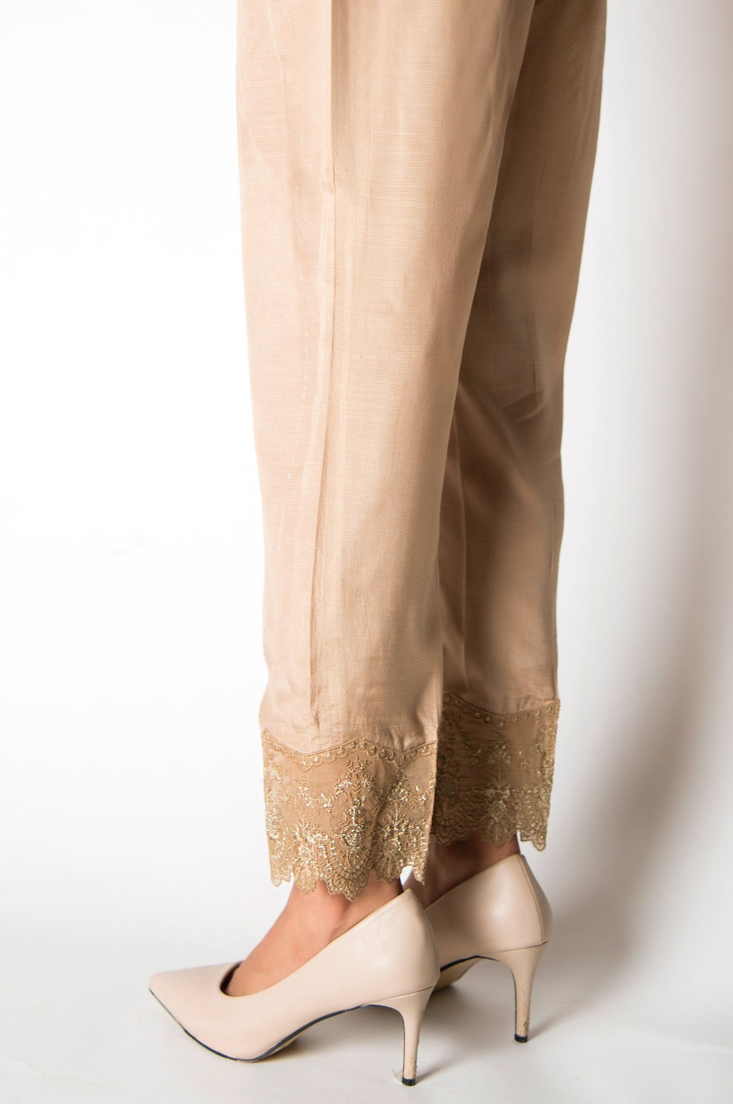 Embroidered cigarette Pants - Beige