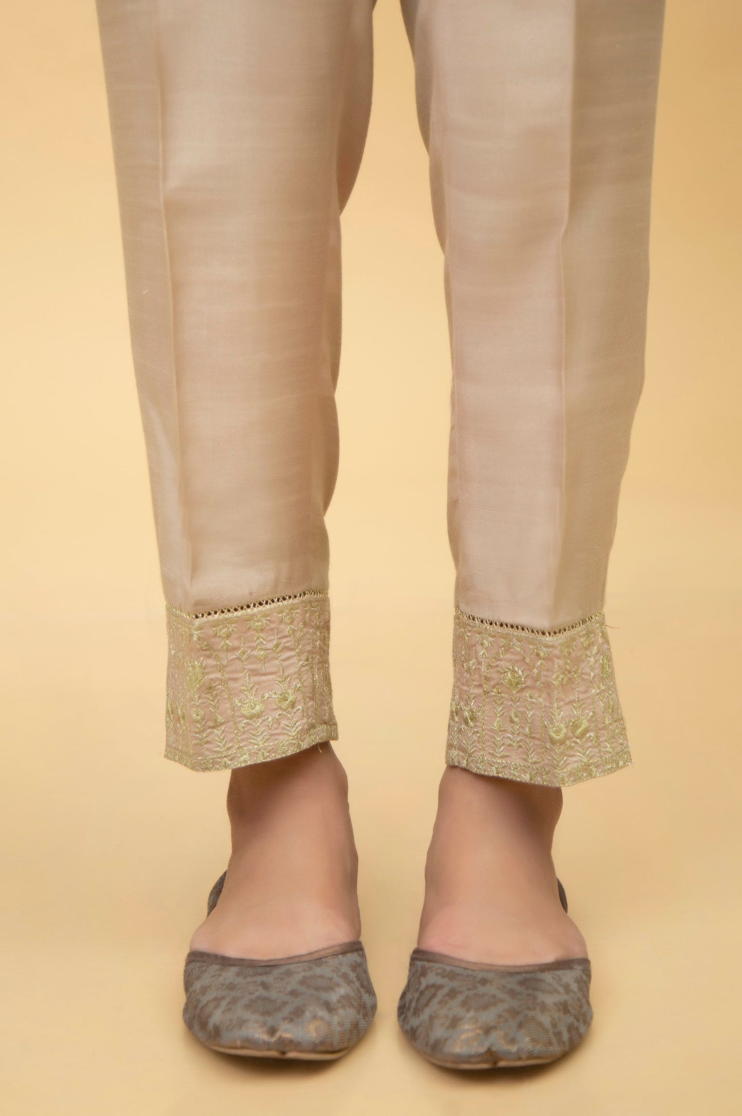 Embroidered Rawsilk Cigarette Pants - Gold