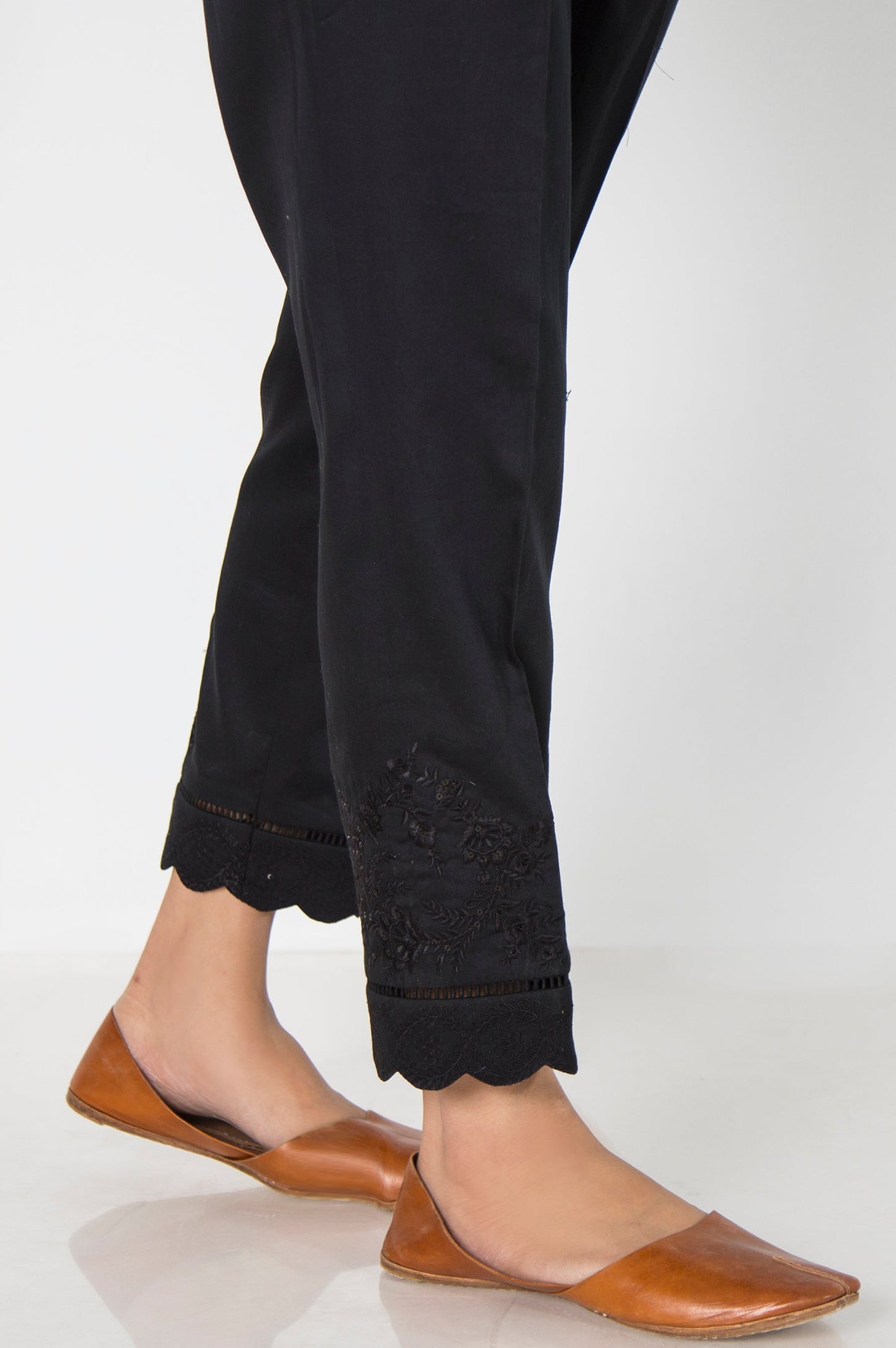 Embroidered Cotton Satin Cigarette Pants - Black