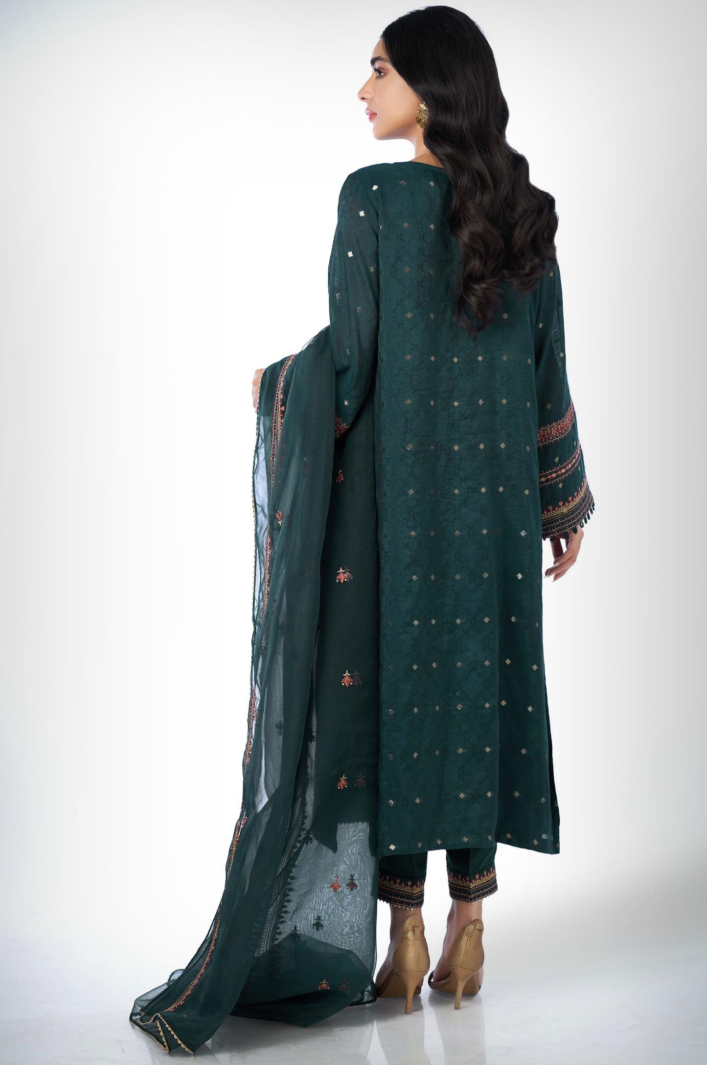 3 piece Unstitched Embroidered Zari Jacquard Suit