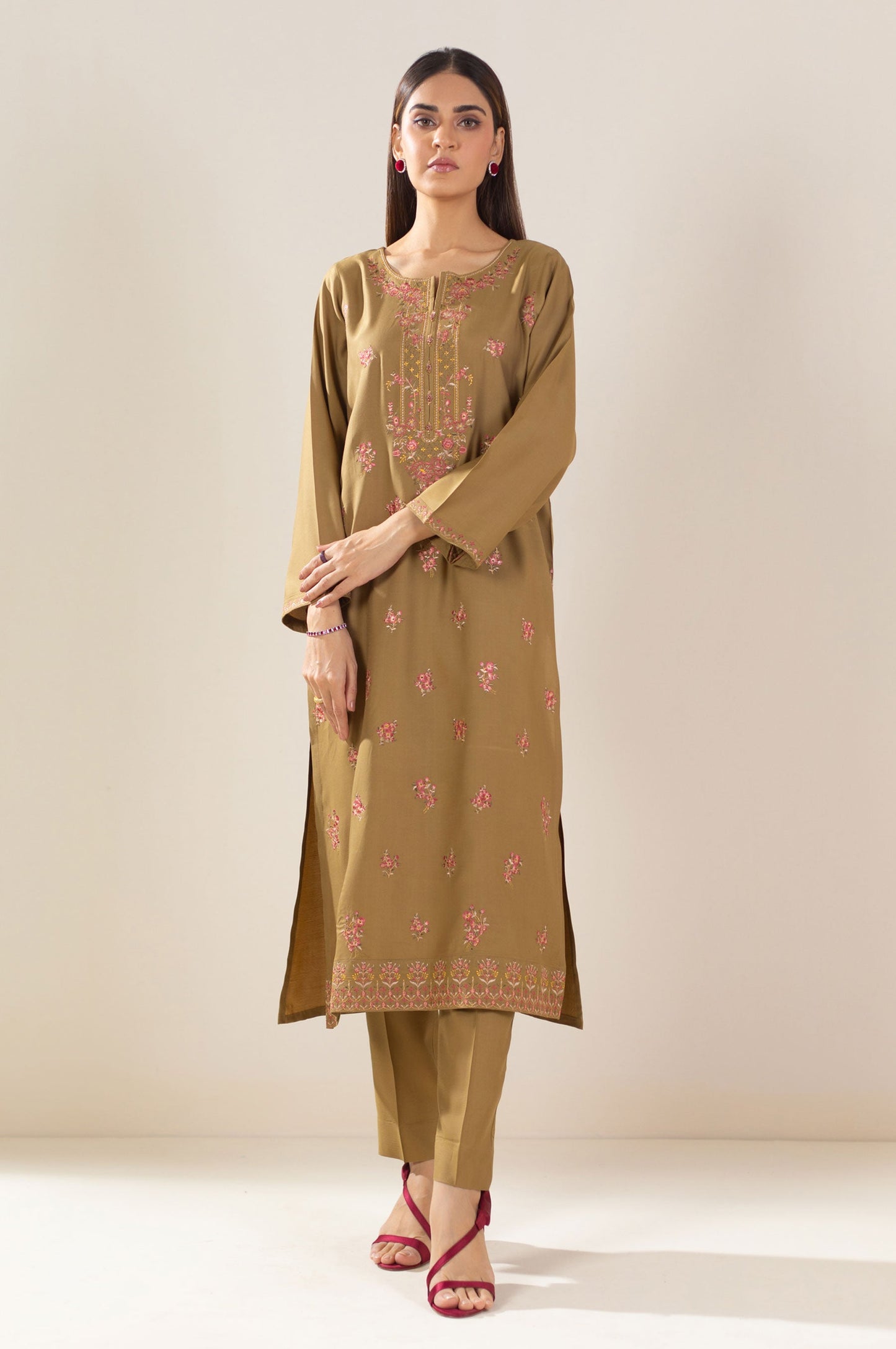 3 Piece Unstitched Embroidered Oak Silk Suit