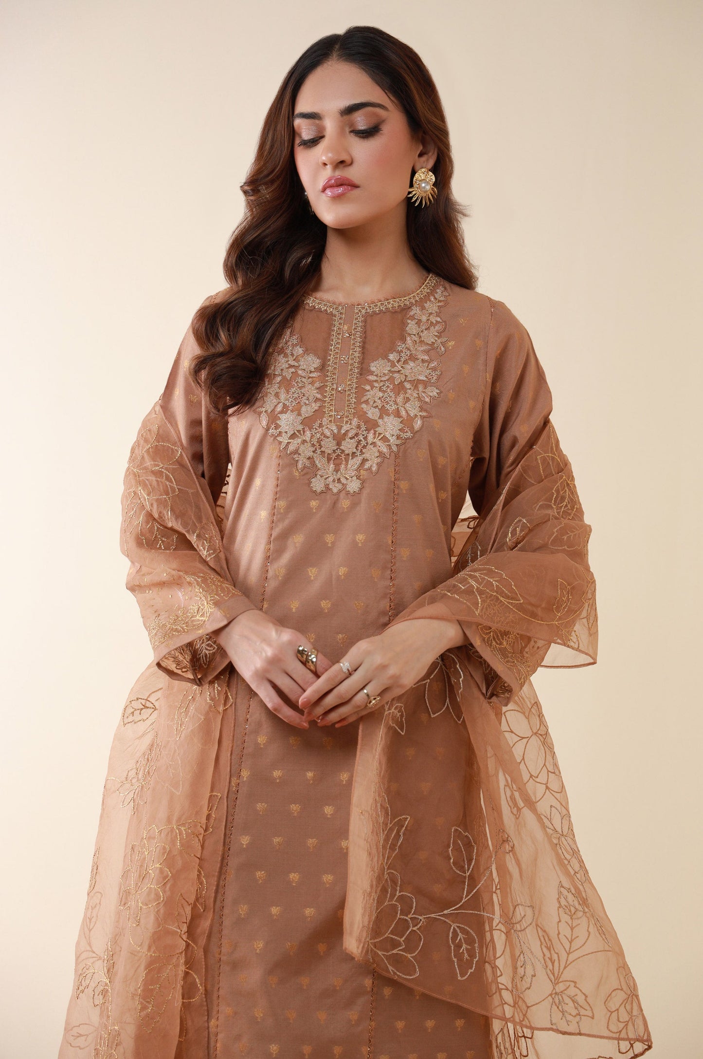 Unstitched 3 Piece Embroidered Zari Jacquard Suit