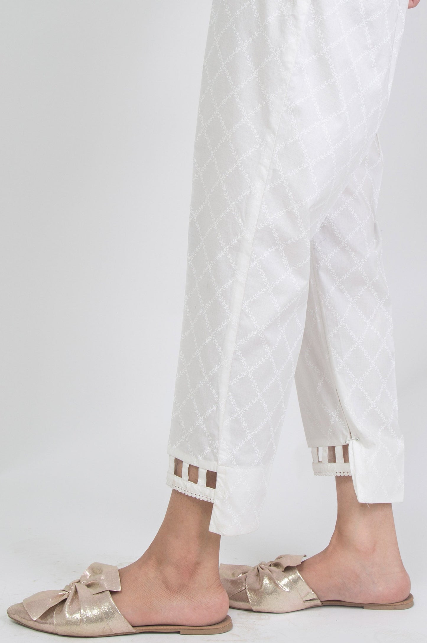 Embellished Cambric Pants - White Paste