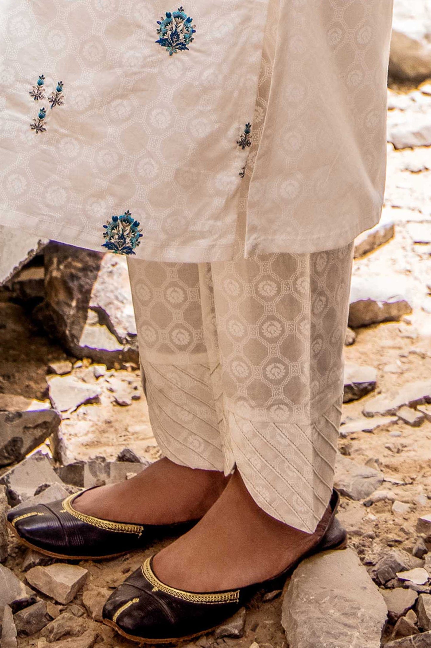 Embellished Cigarette Pants - White