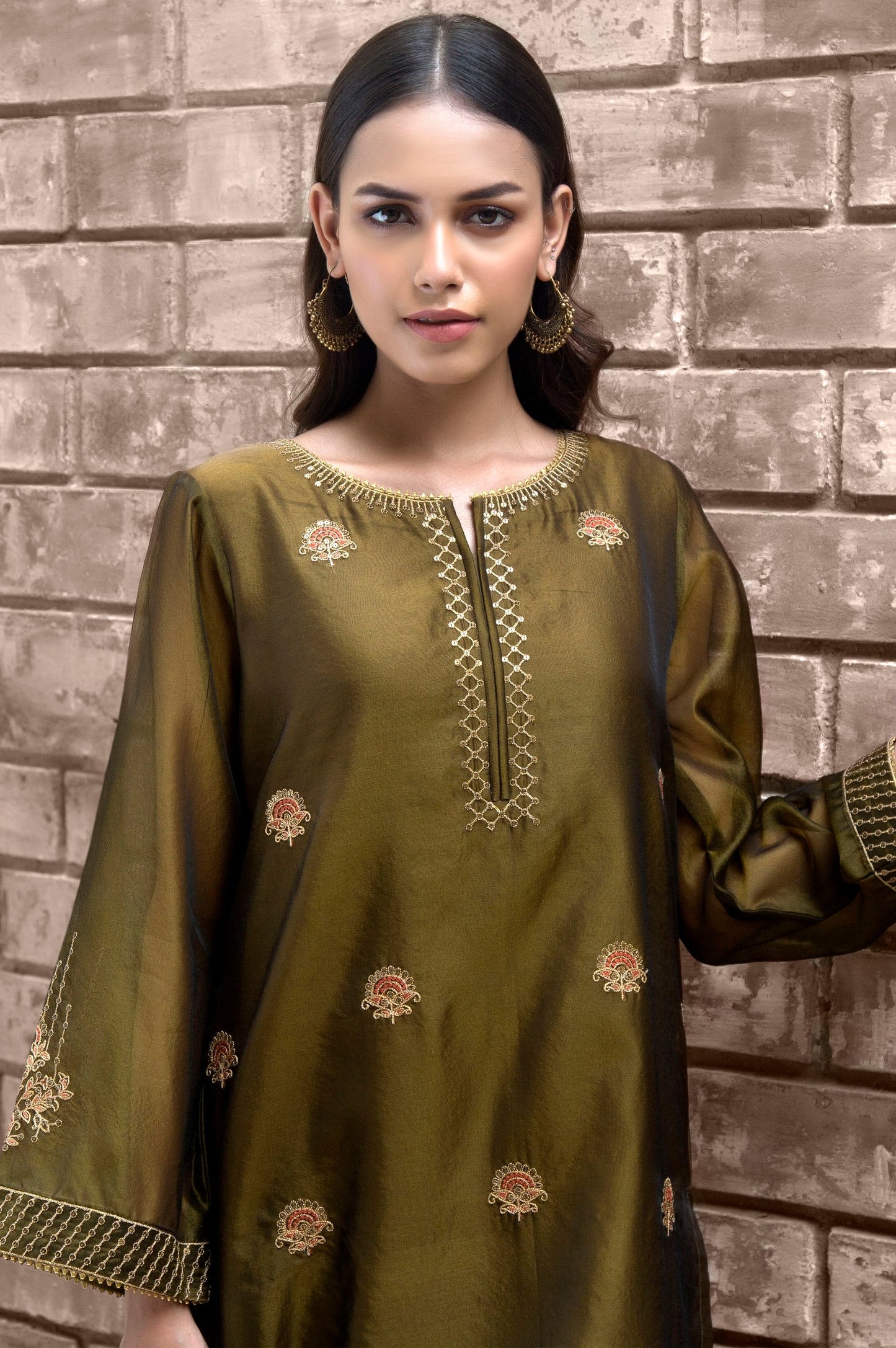 Stitched 1 Piece Organza Embroidered Suit