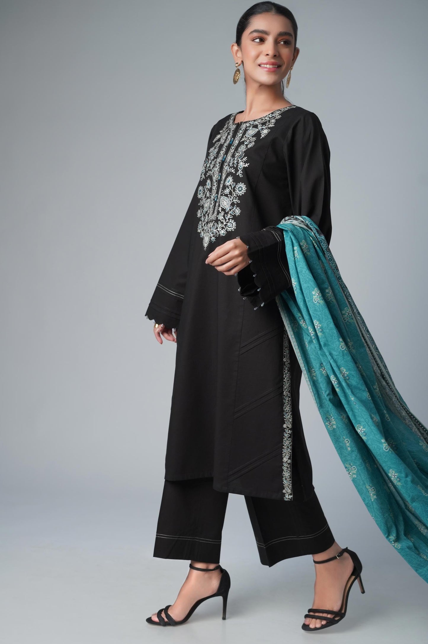 Stitched 3 Piece Printed Lawn