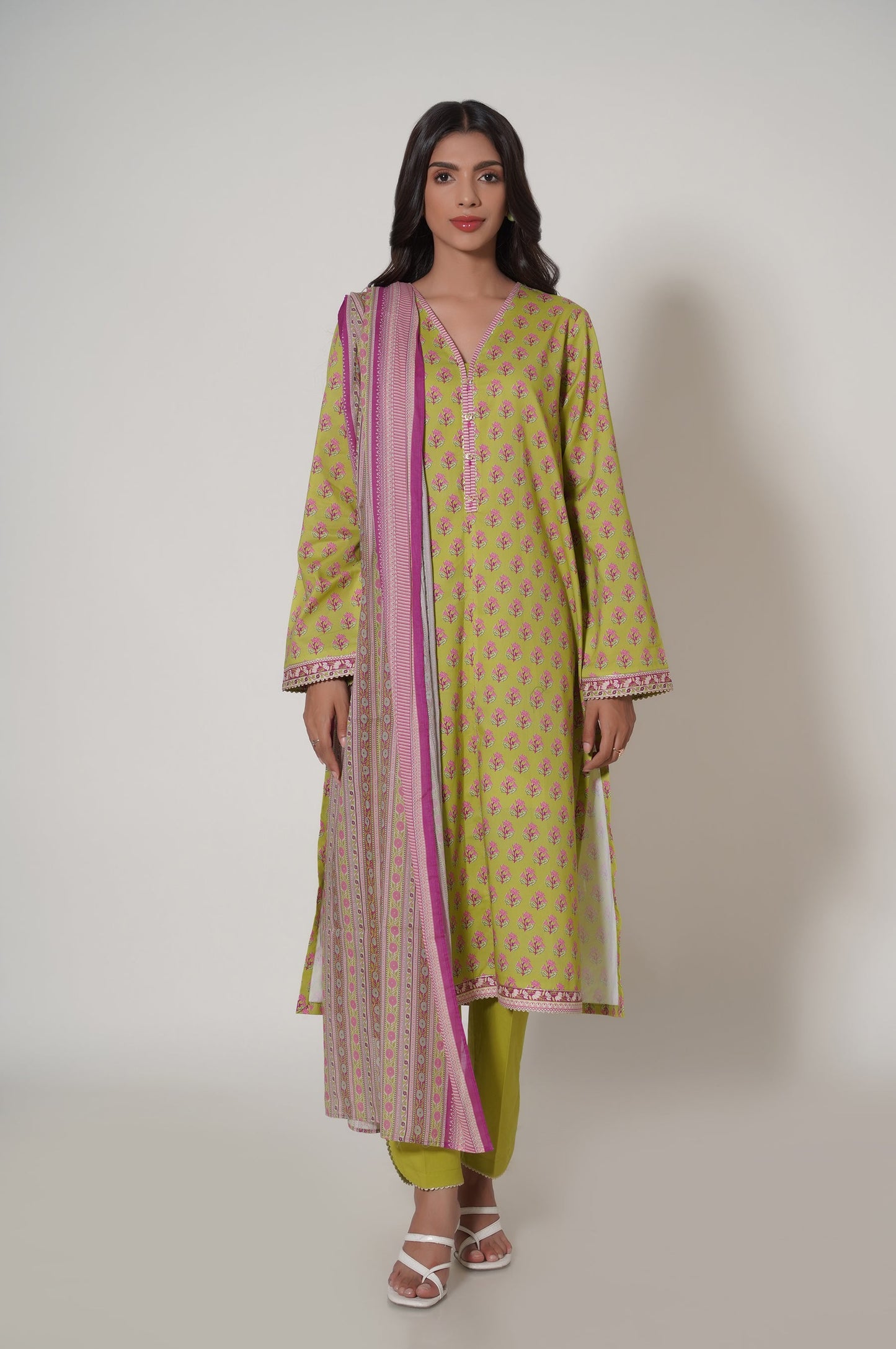 Unstitched 3 Piece Printed Cambric Suit