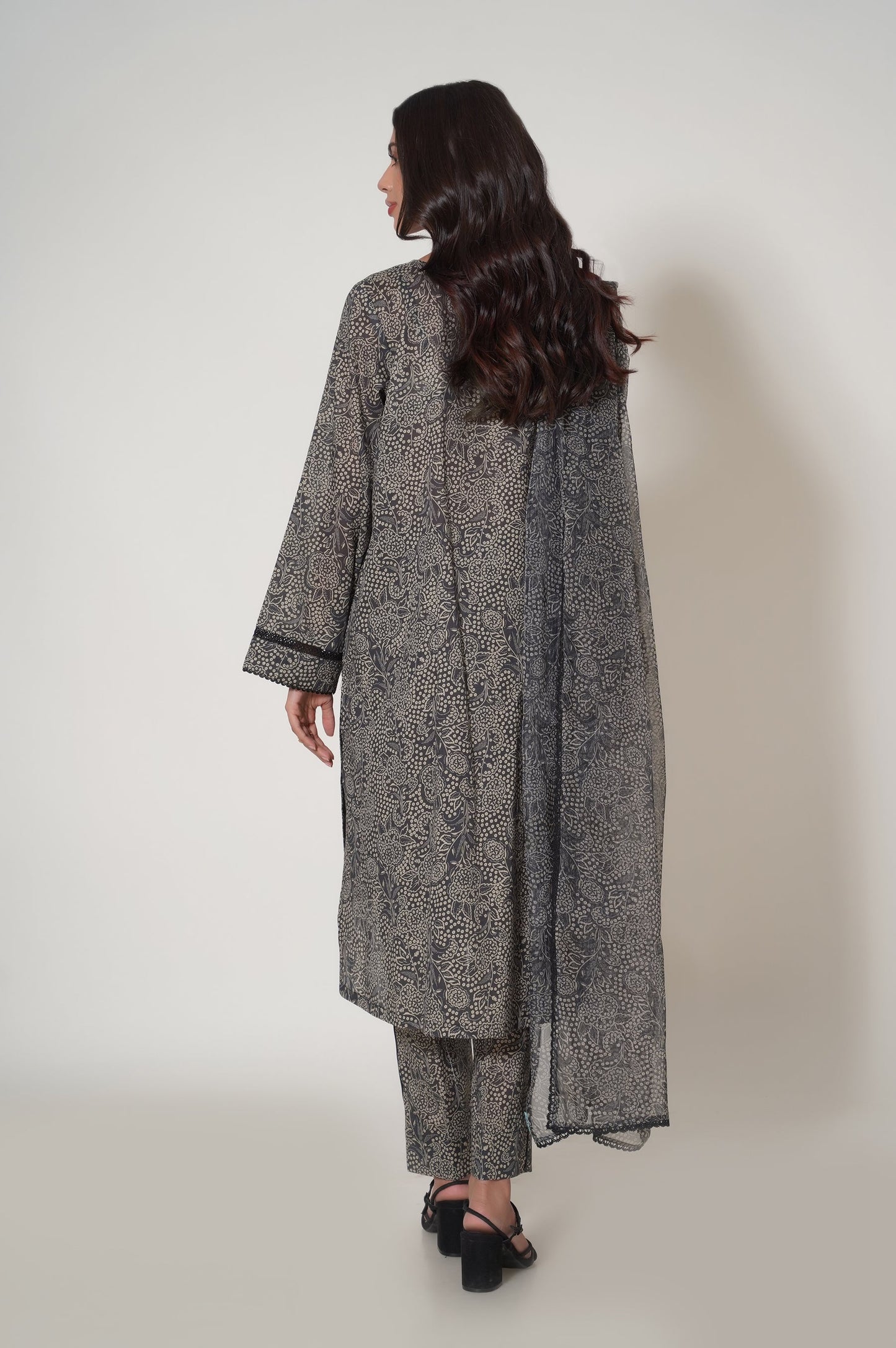 Unstitched 3 Piece Printed Cambric Suit