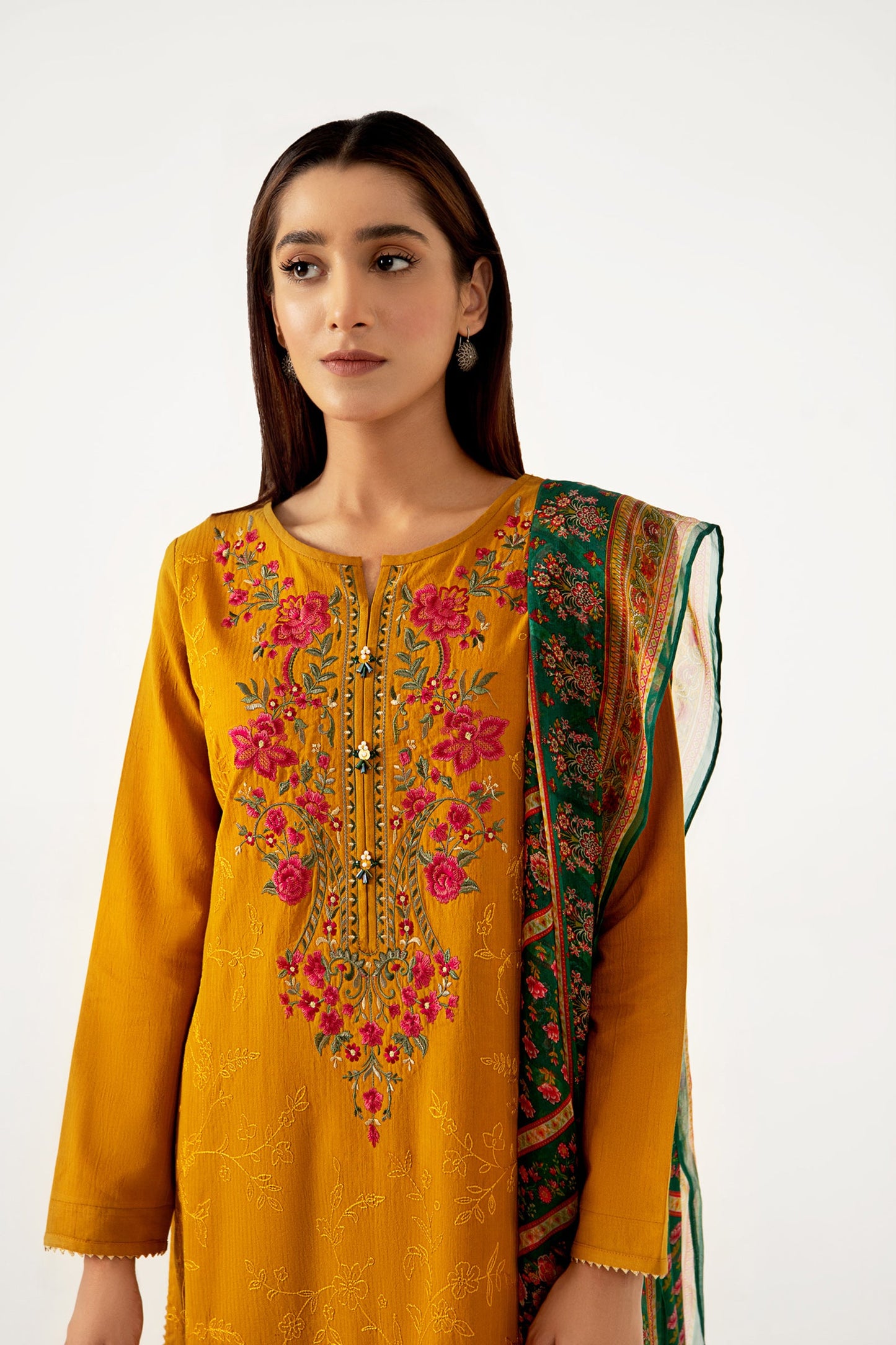 Stitched 3 Piece Dyed Doria Lawn with Chiffon Suit