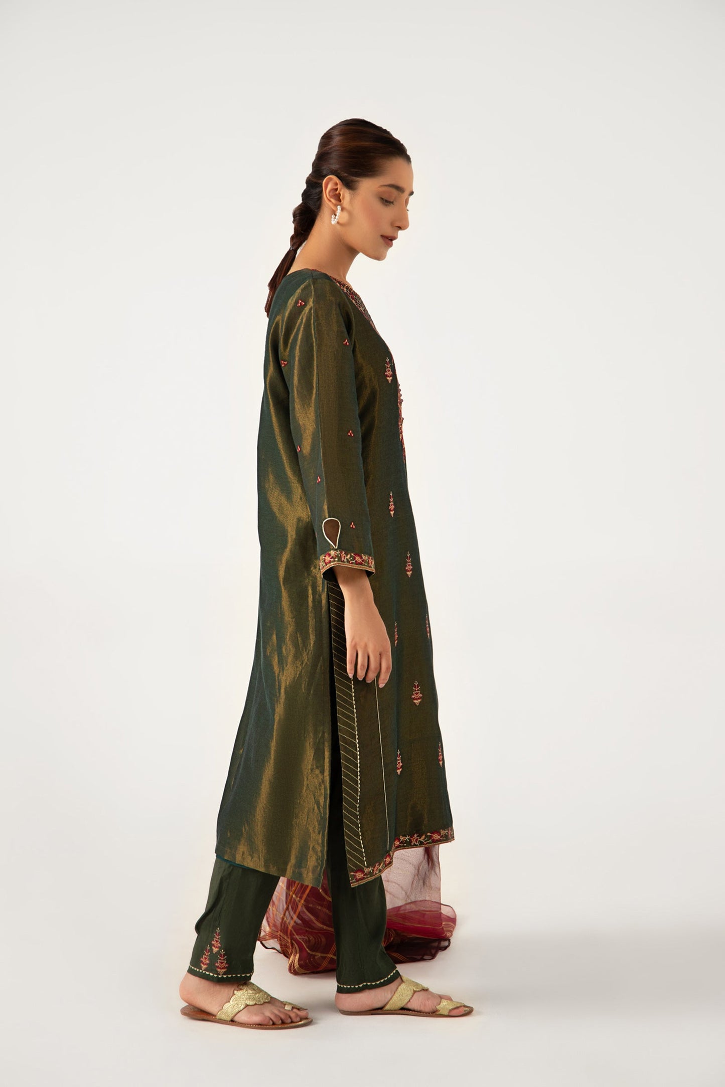 Stitched 3 Pieces Cotton Mysuri Embroidered Suit.