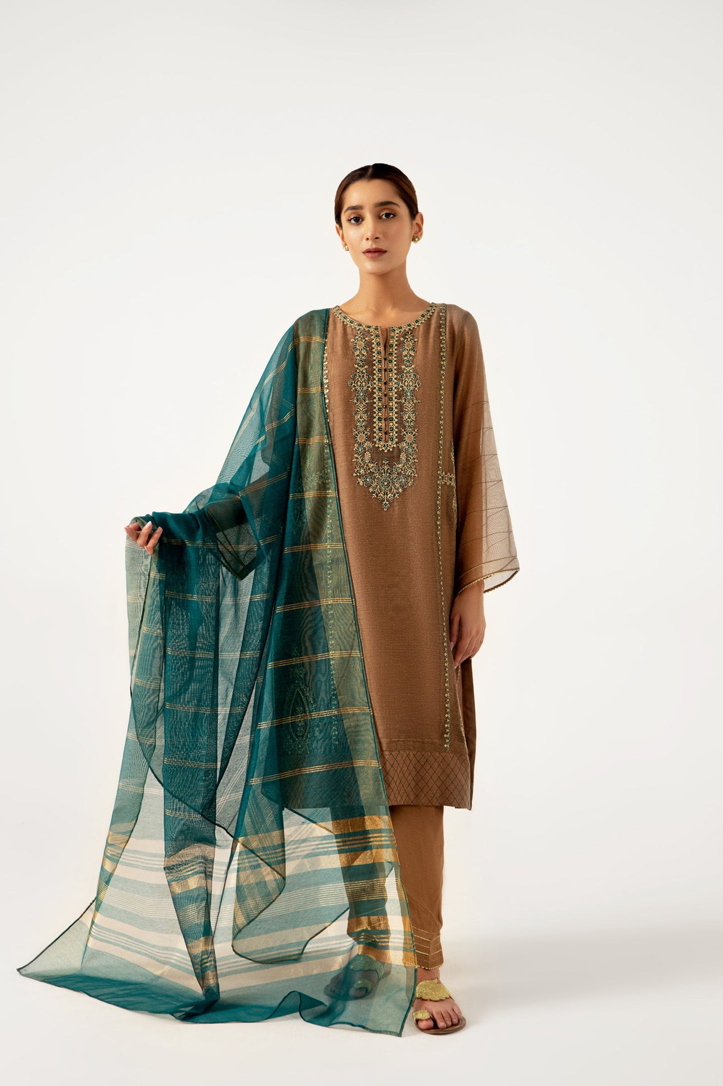 Stitched 3 Pieces Khaddi Net Outfit