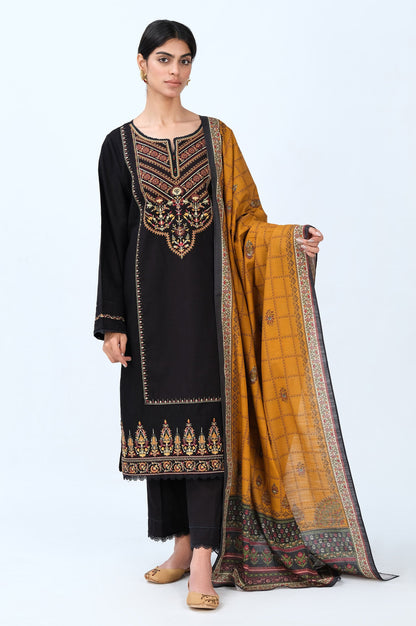 Stitched 3 Piece Embroidered Khaddar Suit