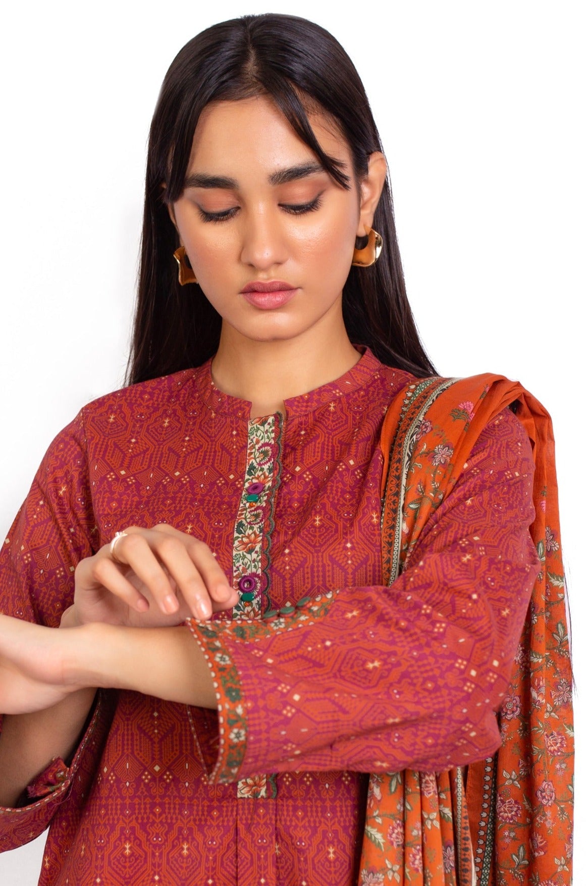 Stitched 2 Piece Printed Khaddar Suit