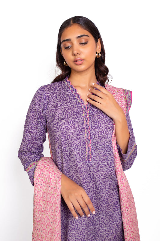 Unstitched 2 Piece Printed Khaddar Suit