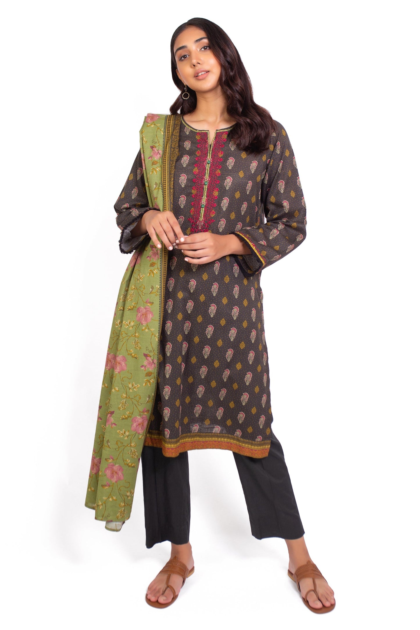 Stitched 3 Piece Embroidered Khaddar Suit
