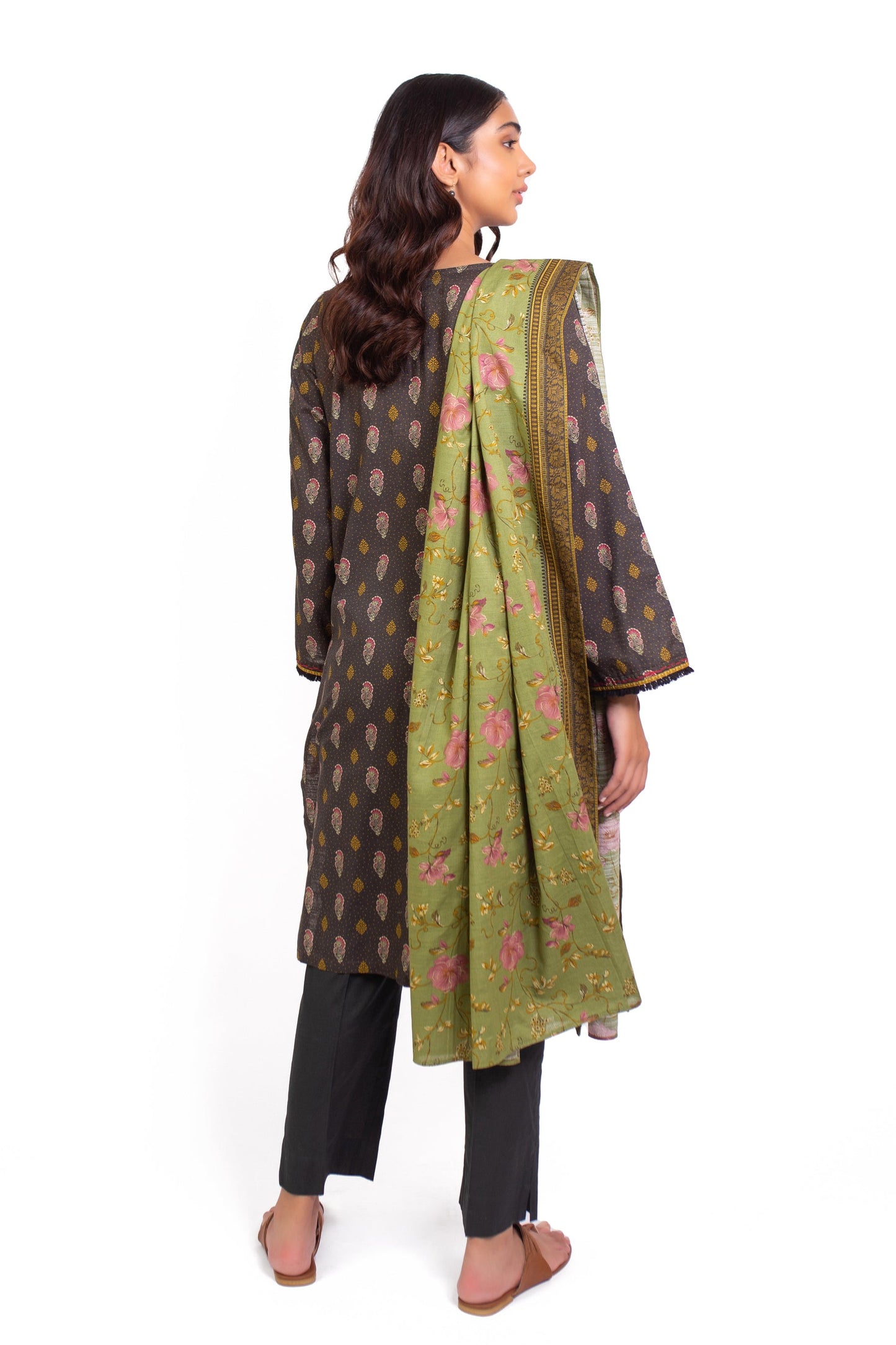 Stitched 3 Piece Embroidered Khaddar Suit