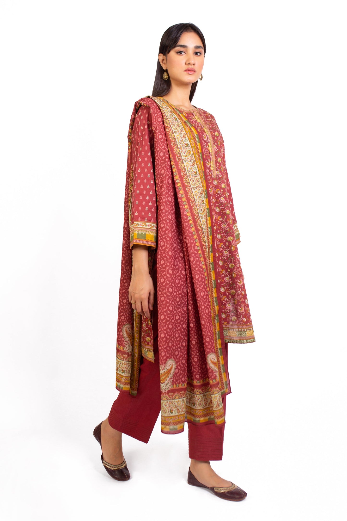 Stitched 3 Piece Printed Khaddar Suit