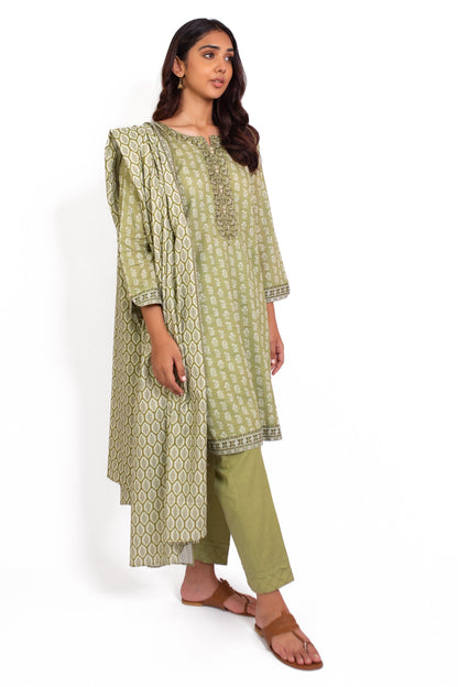 Stitched 3 Piece Embroidered Khaddar Suit