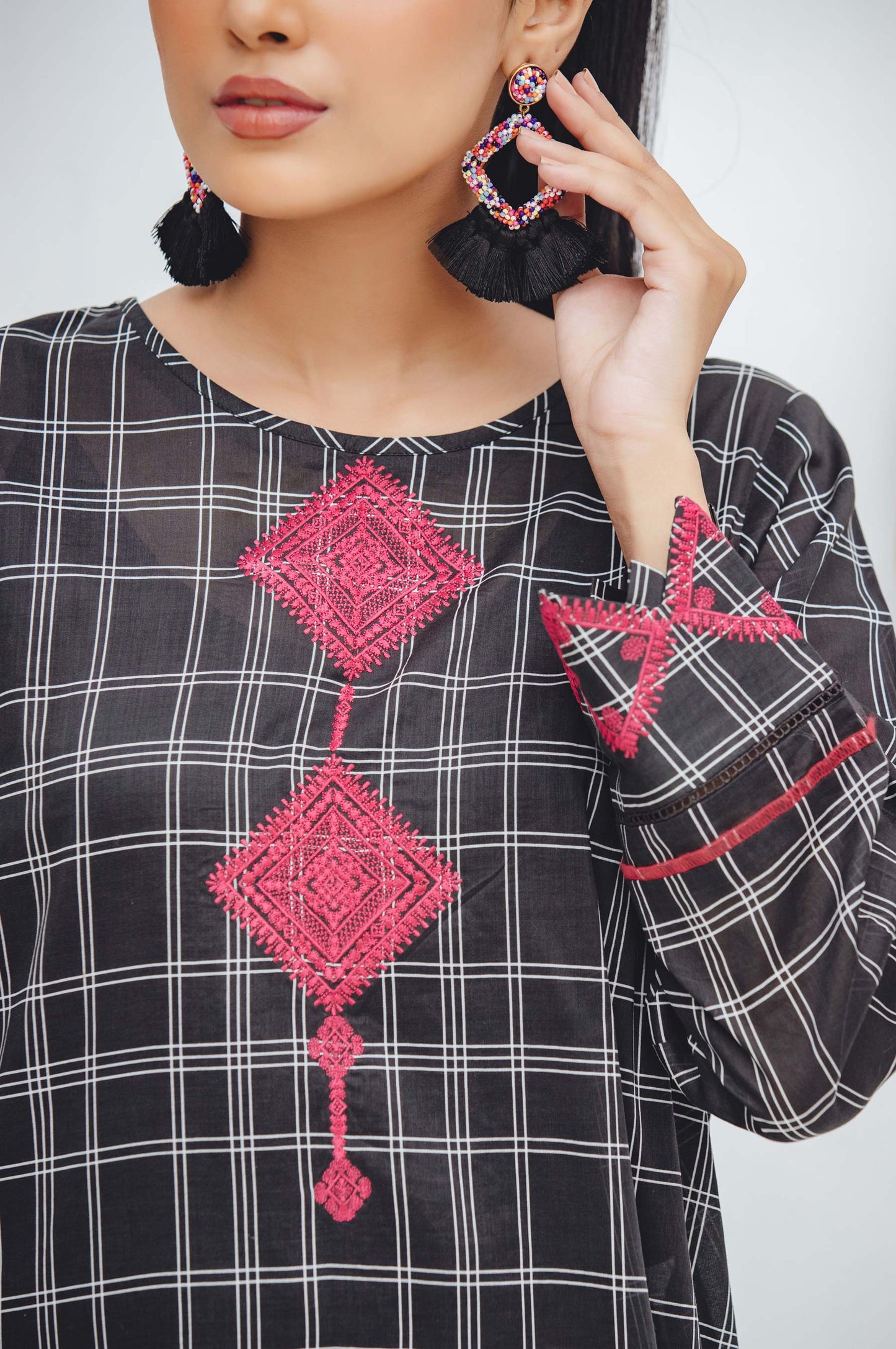 Stitched 1 Piece Embroidered Yarn Dyed Shirt