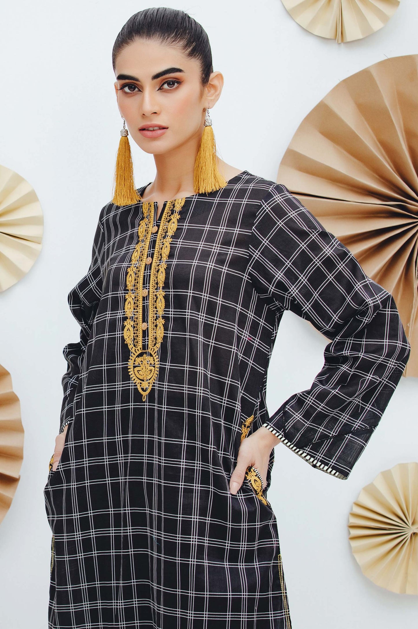 Stitched 1 Piece Embroidered Yarn Dyed Shirt