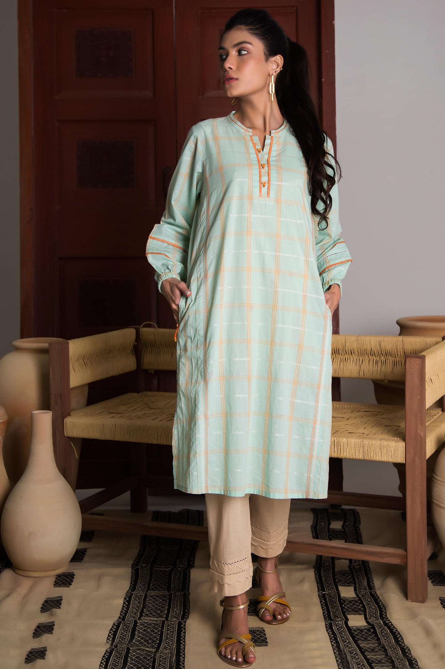 Stitched 1 Piece Yarn Dyed Stripes Shirt