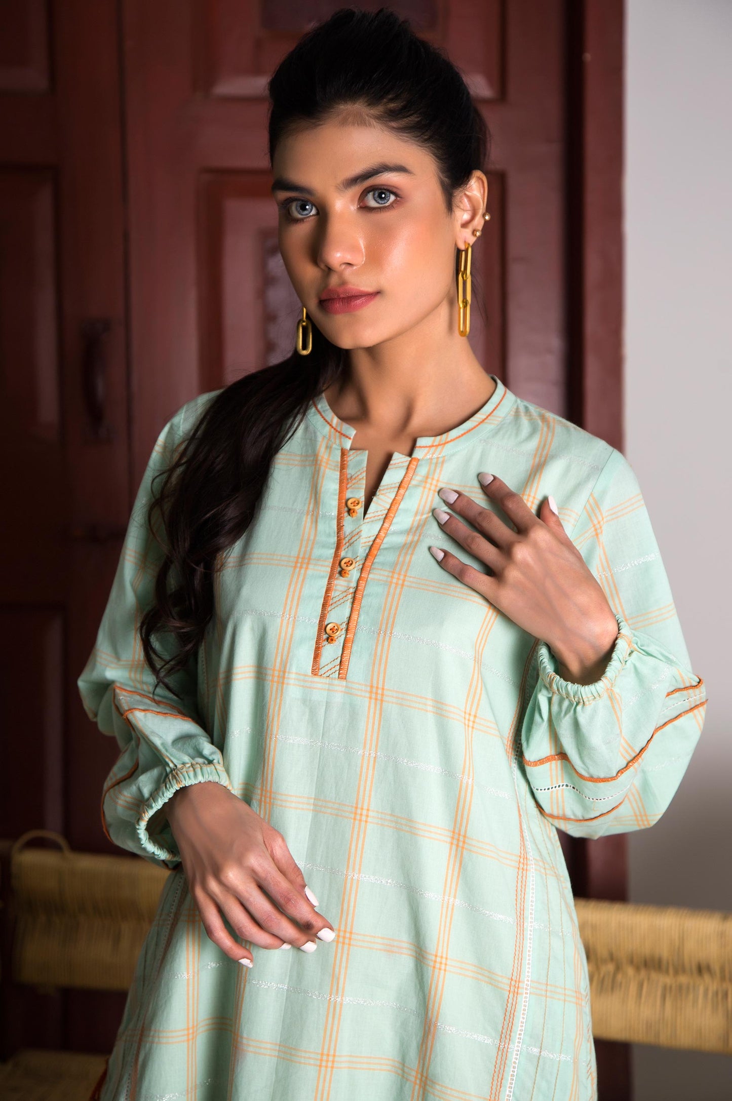 Stitched 1 Piece Yarn Dyed Stripes Shirt