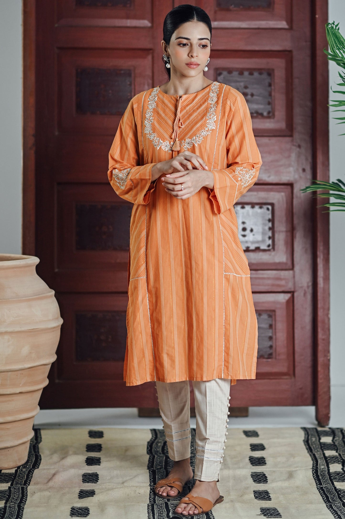 Stitched 1 Piece Yarn Dyed Stripes Shirt