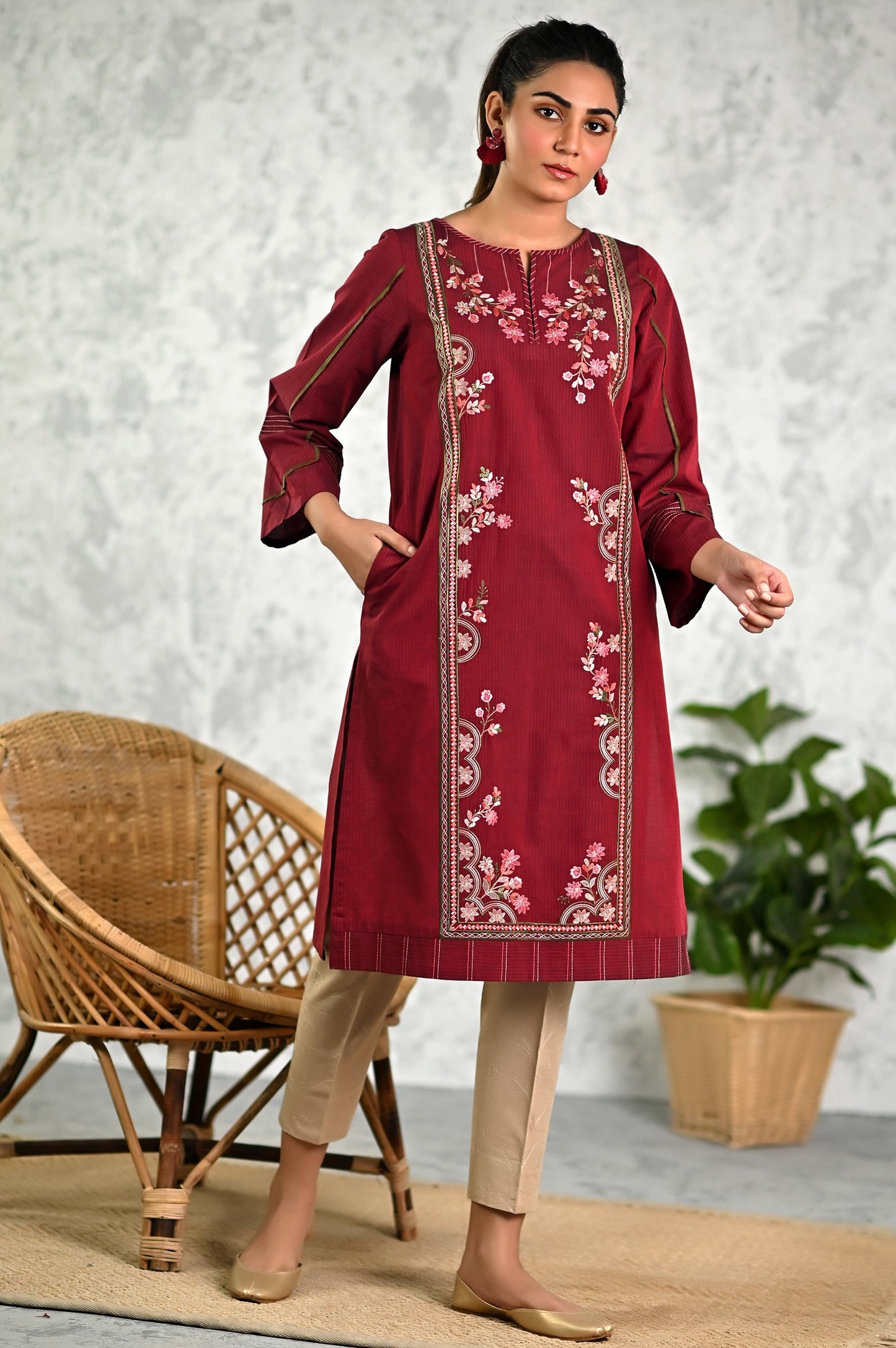 Stitched 1 Piece Embroidered Yarn Dyed Textured Shirt