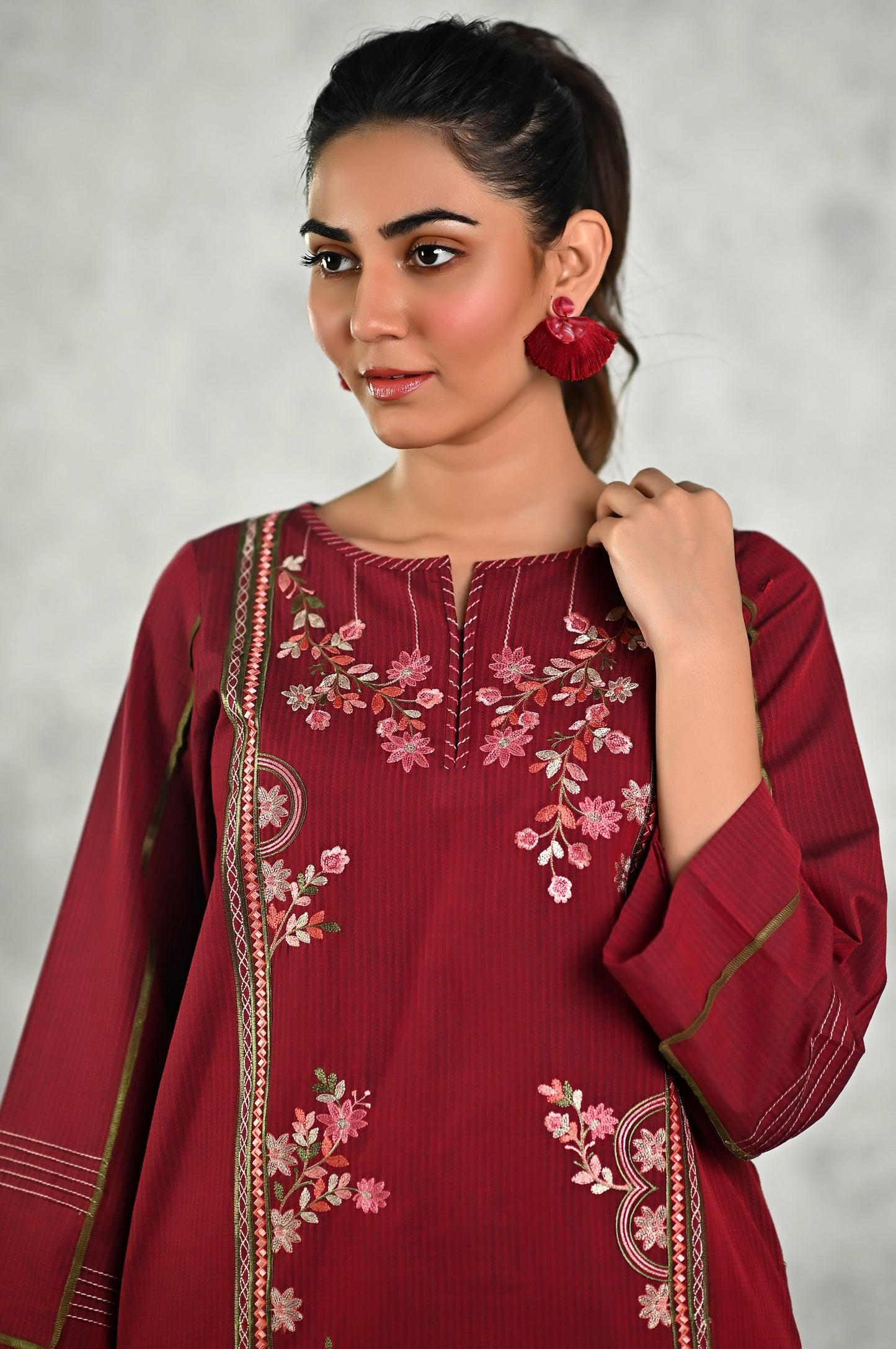 Stitched 1 Piece Embroidered Yarn Dyed Textured Shirt