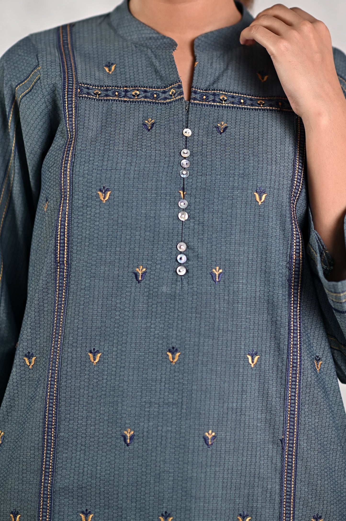 Stitched 1 Piece Embroidered Yarn Dyed Textured Shirt