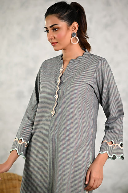 Stitched 1 Piece Embroidered Yarn Dyed Striped Shirt