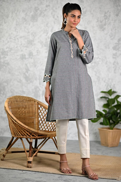 Stitched 1 Piece Embroidered Yarn Dyed Striped Shirt