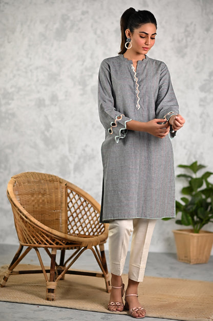 Stitched 1 Piece Embroidered Yarn Dyed Striped Shirt