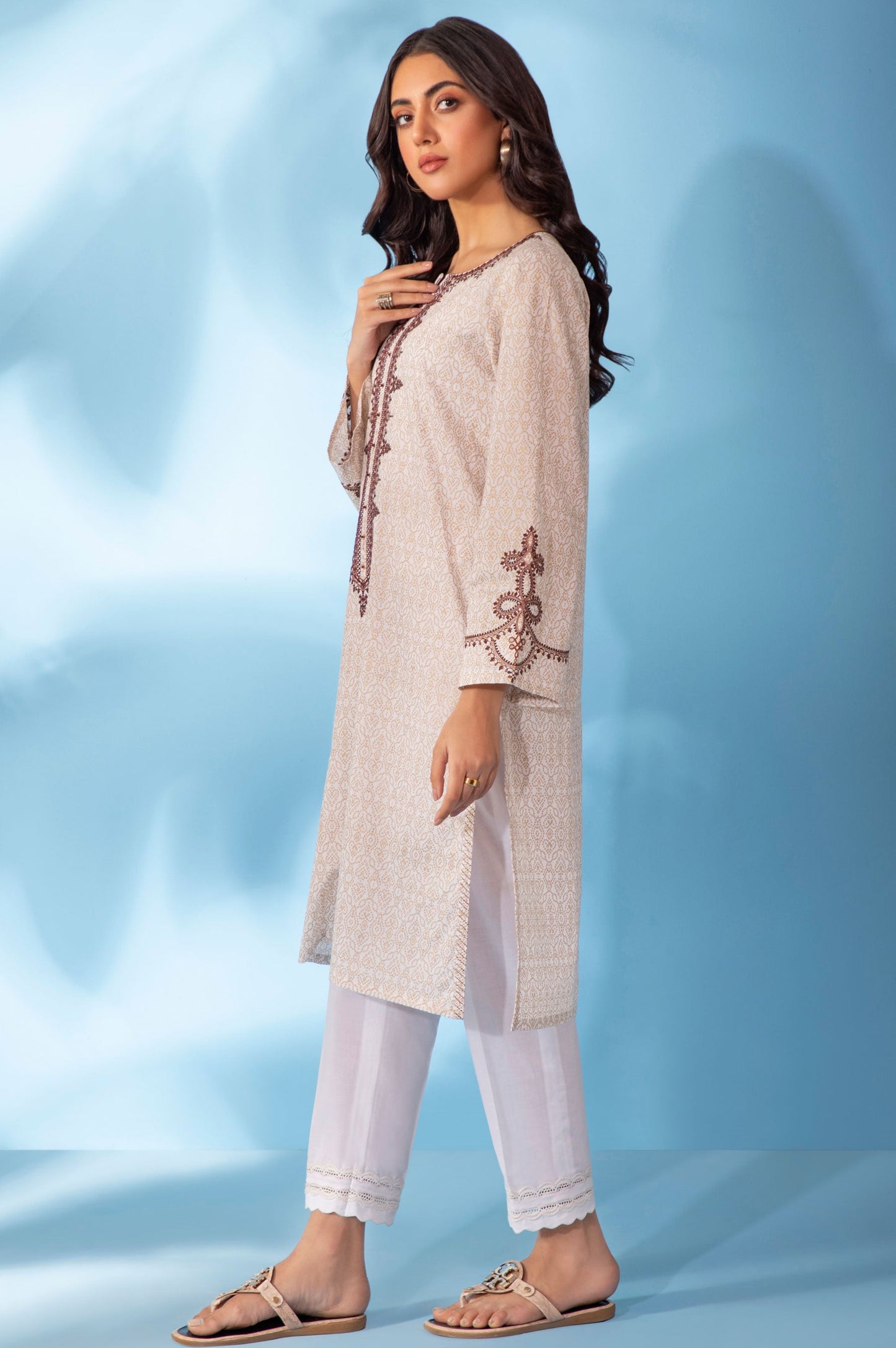 Stitched 1 Piece Embroidered Gold Paste Shirt